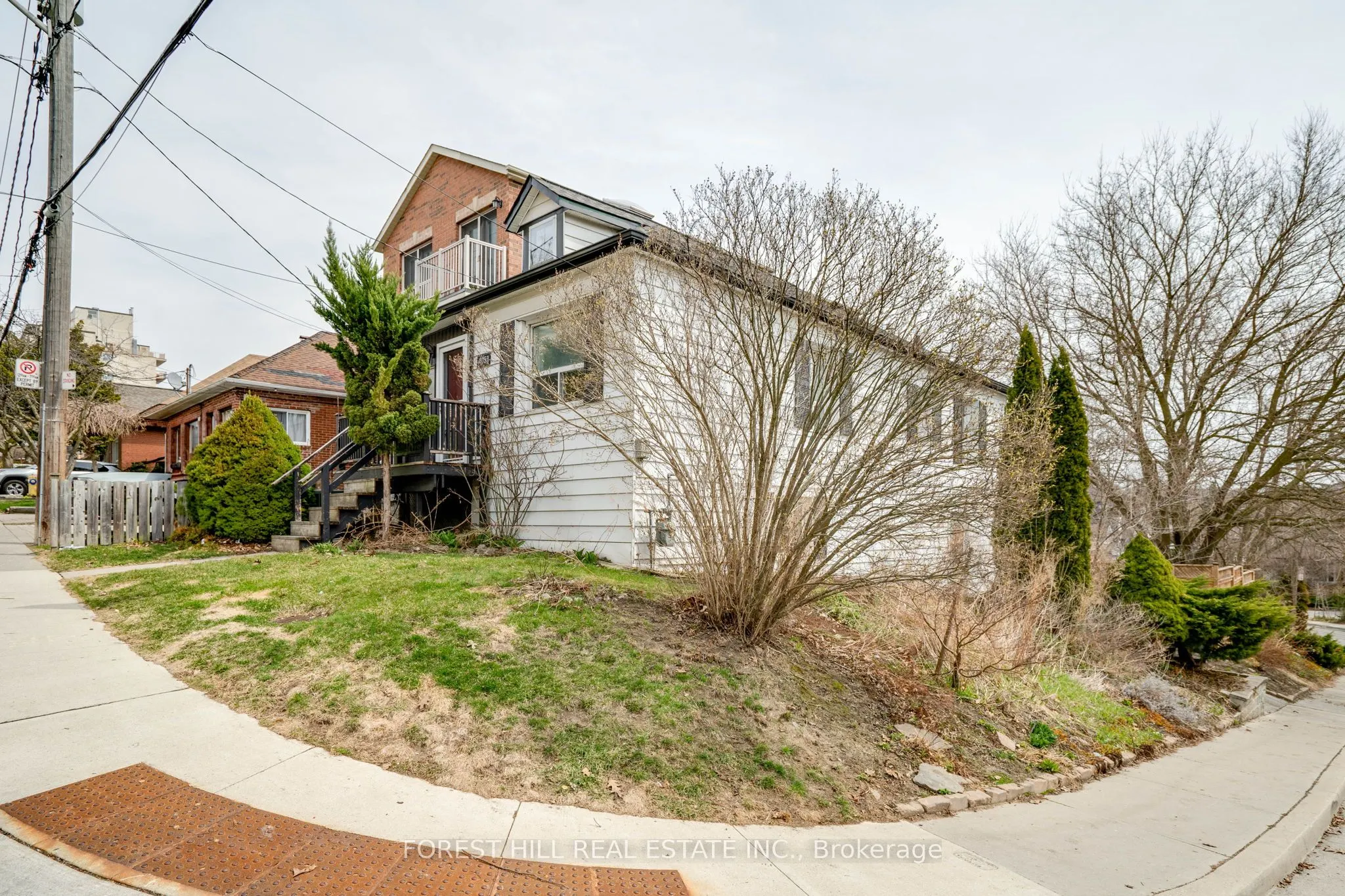 4053 Old Dundas Street