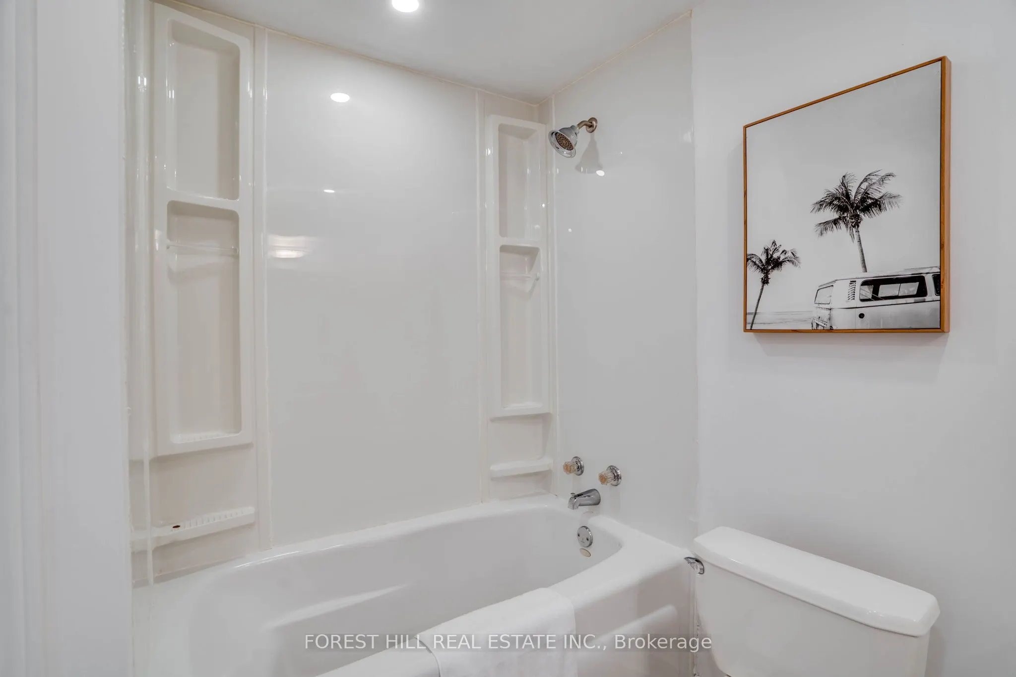 4053 Old Dundas Street