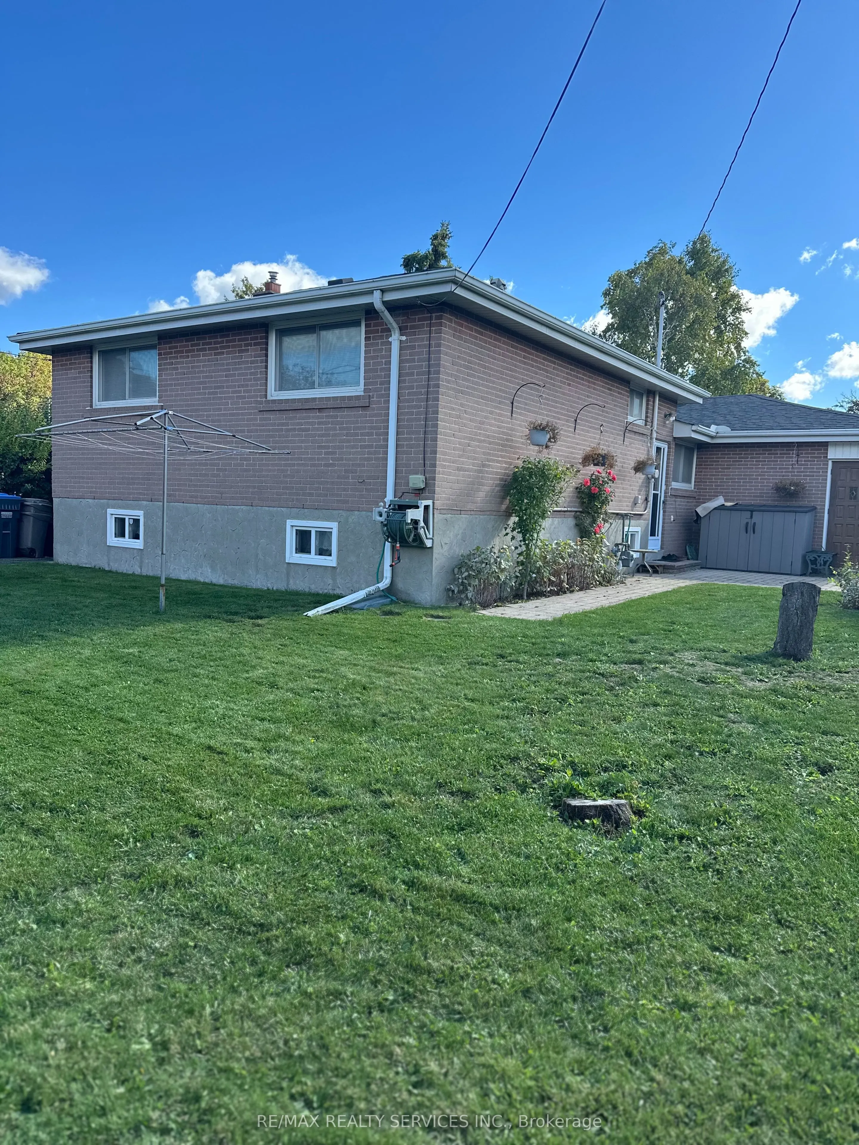 59 Belmont Drive E