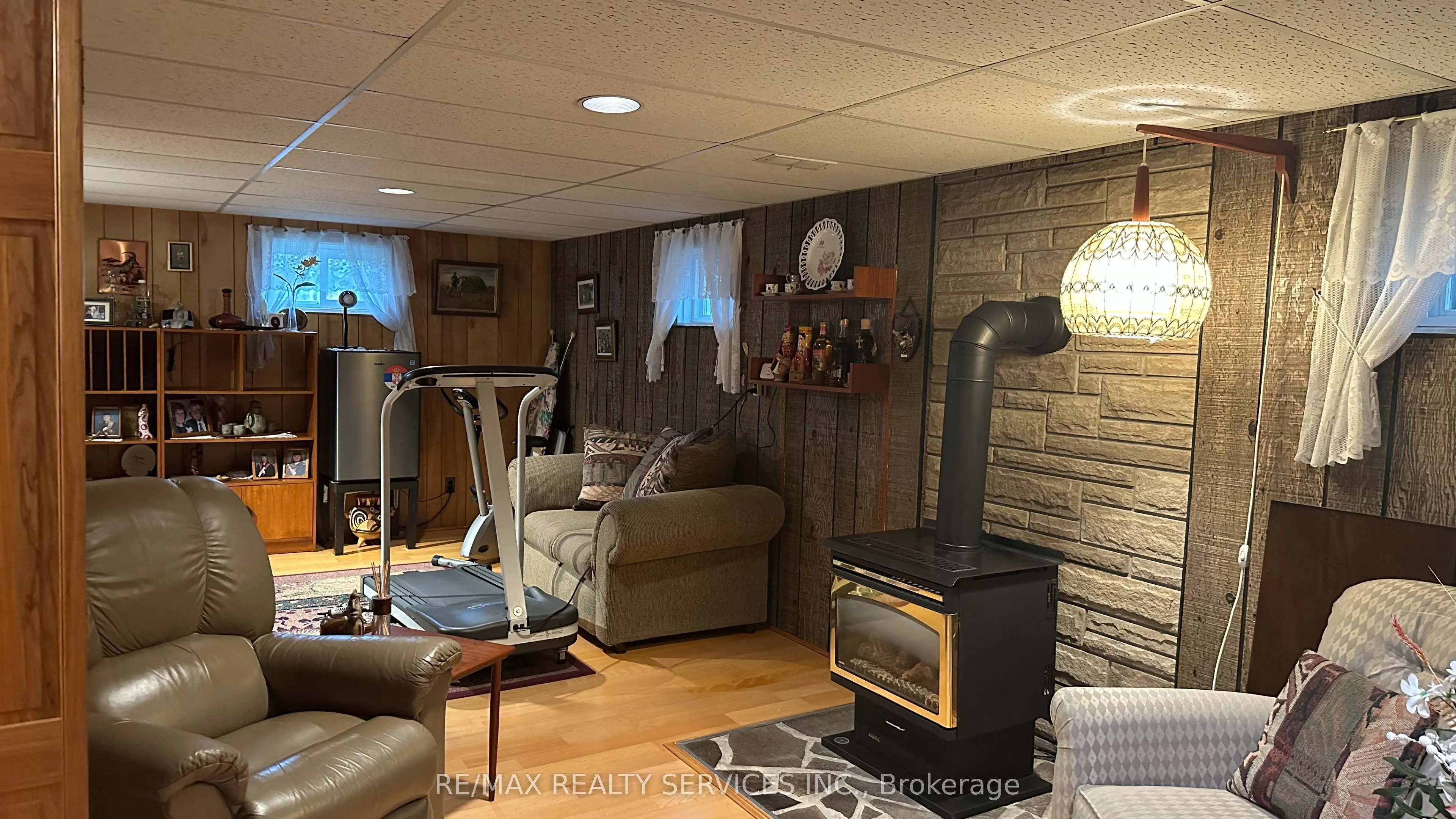 59 Belmont Drive E