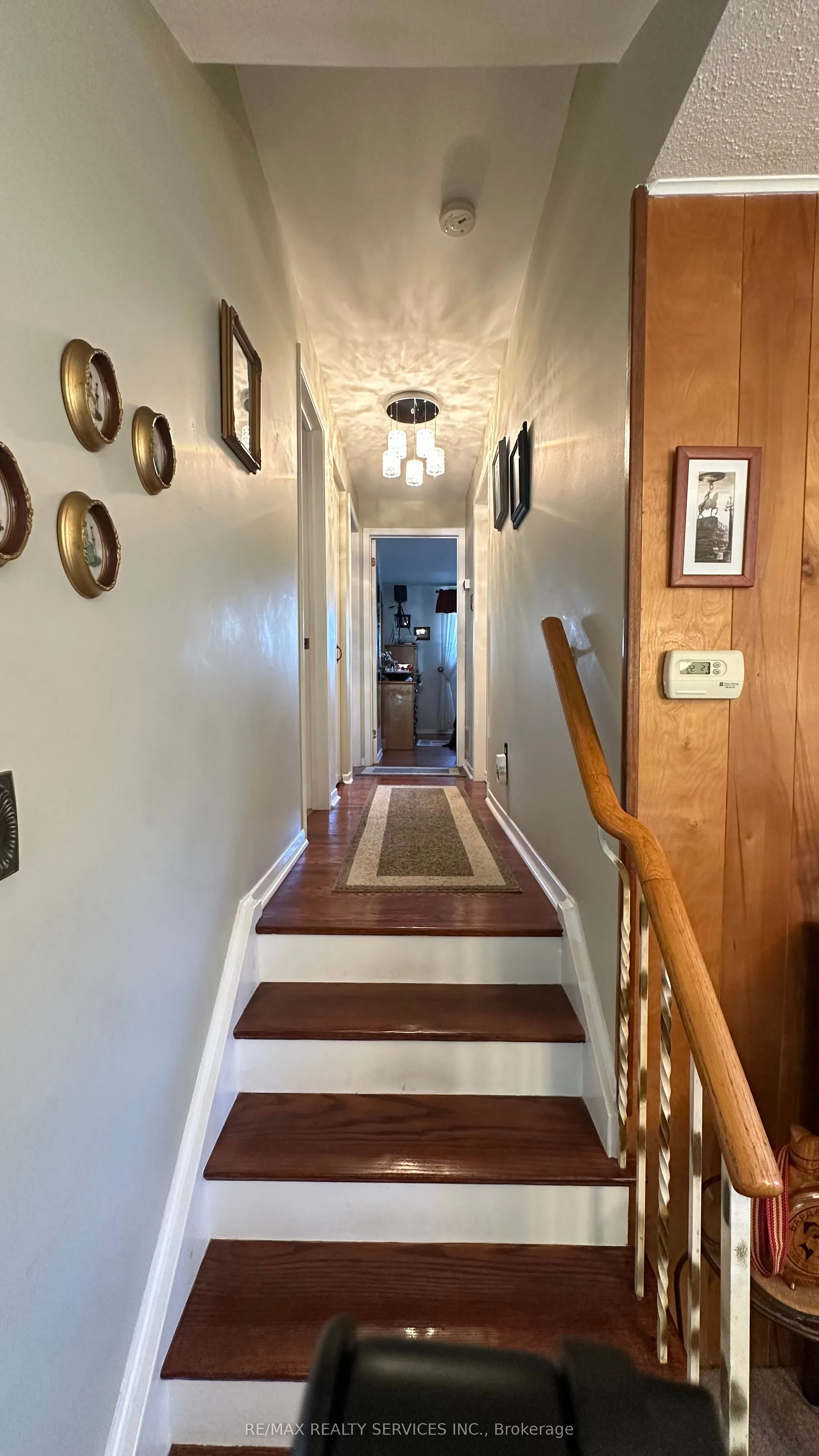 59 Belmont Drive E