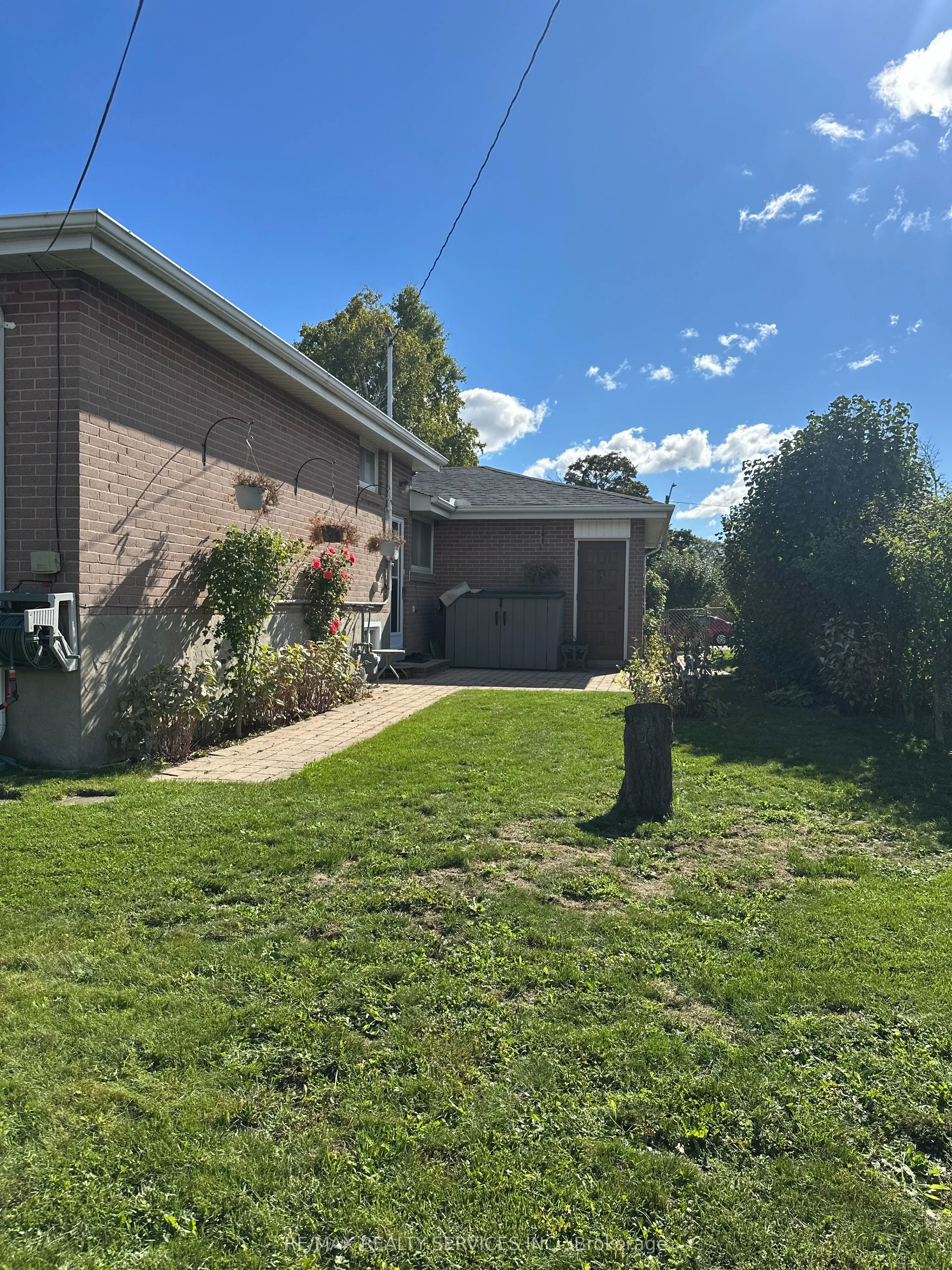 59 Belmont Drive E