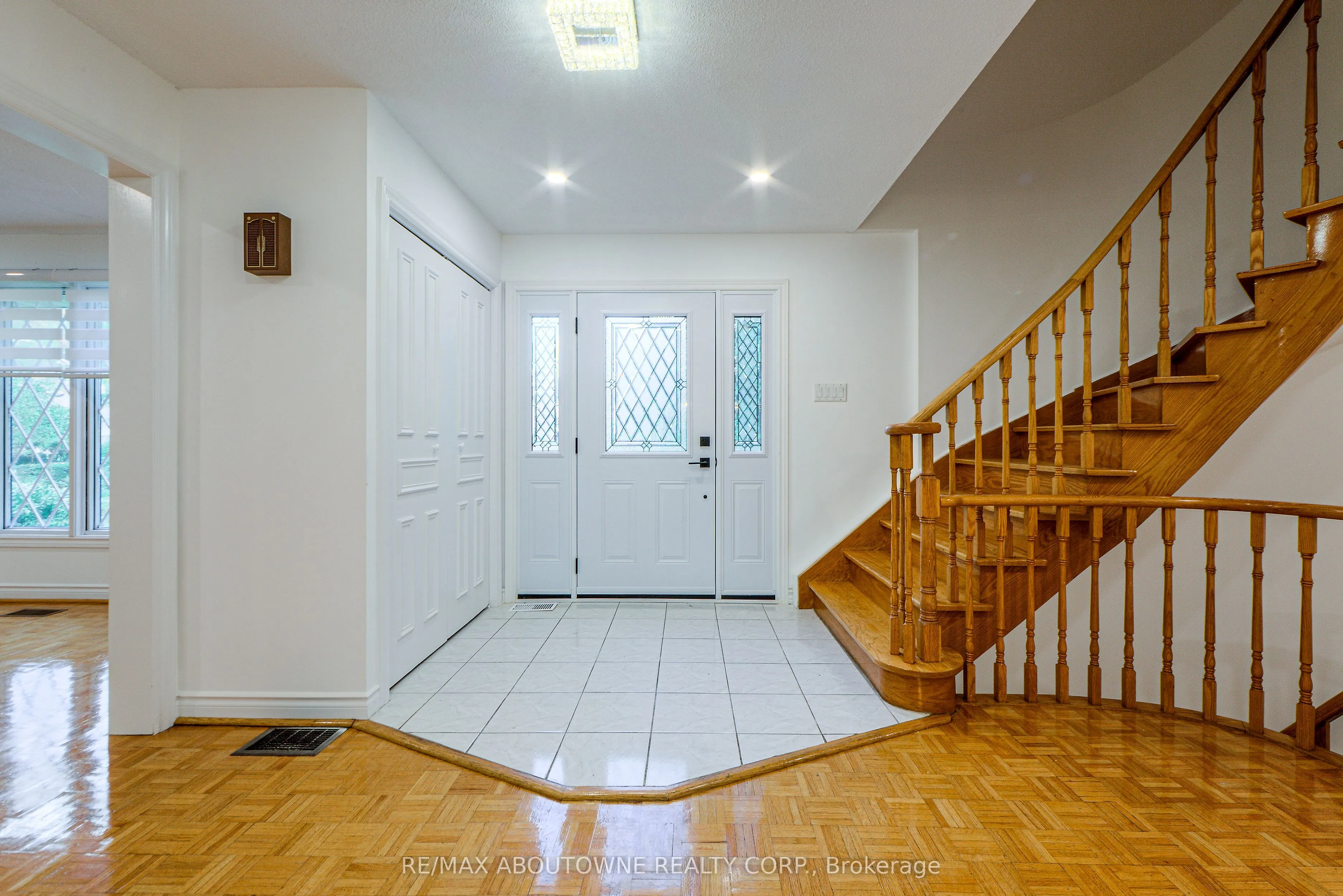 30 Birkbank Drive