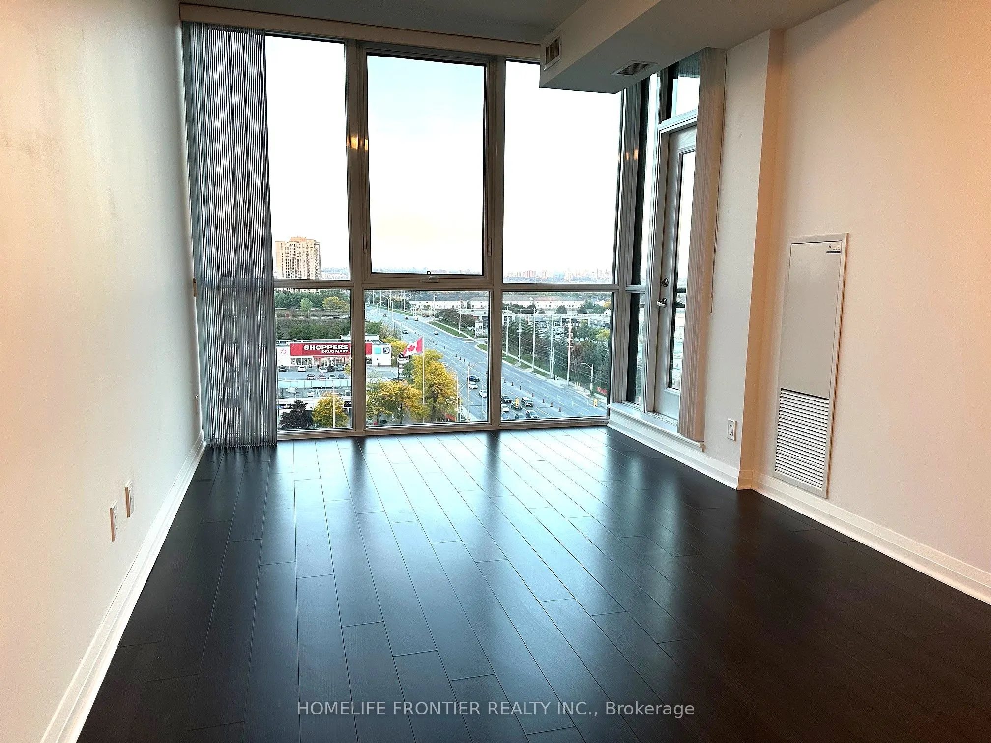 55 Eglinton Avenue W, #1106