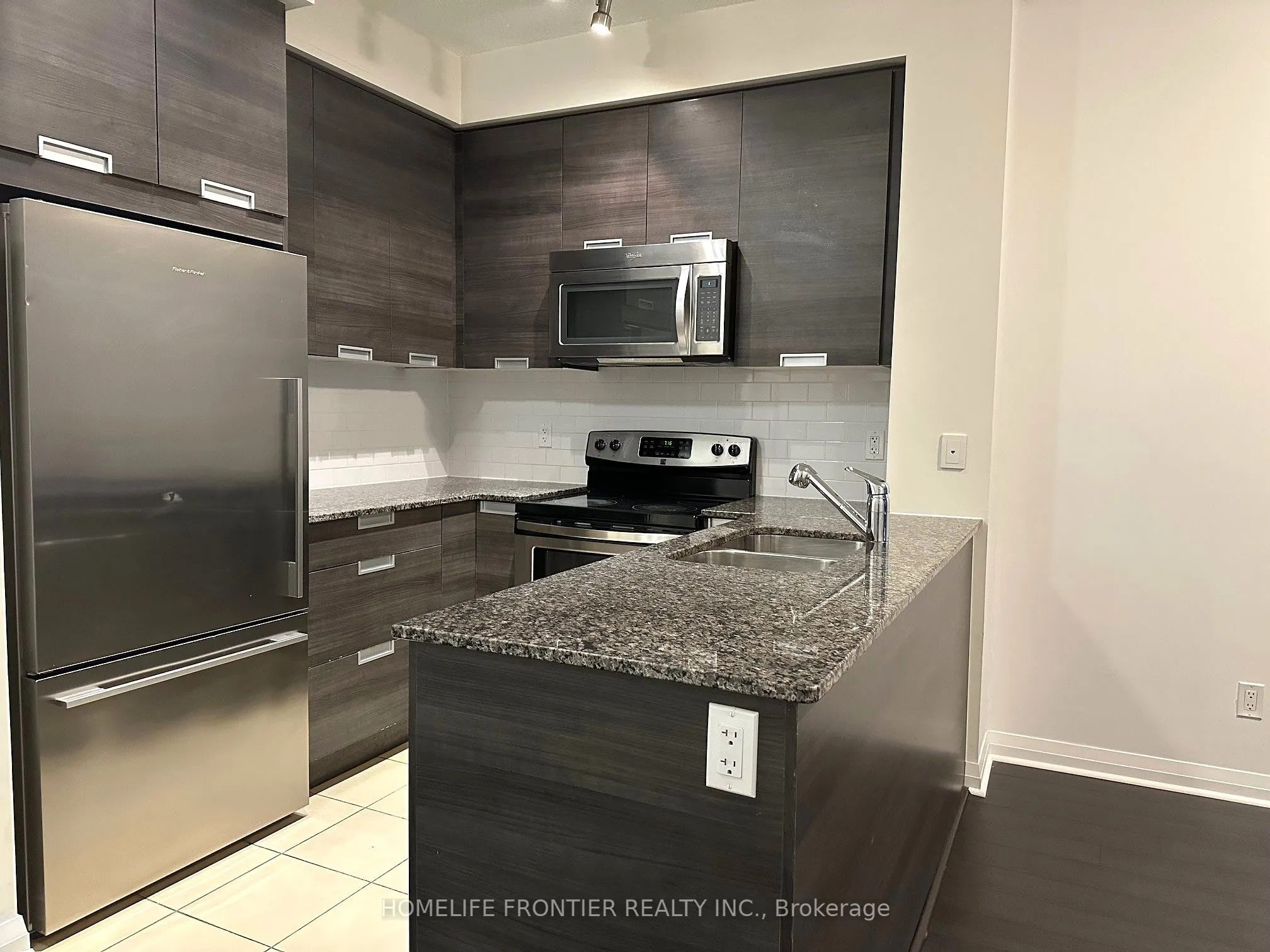 55 Eglinton Avenue W, #1106