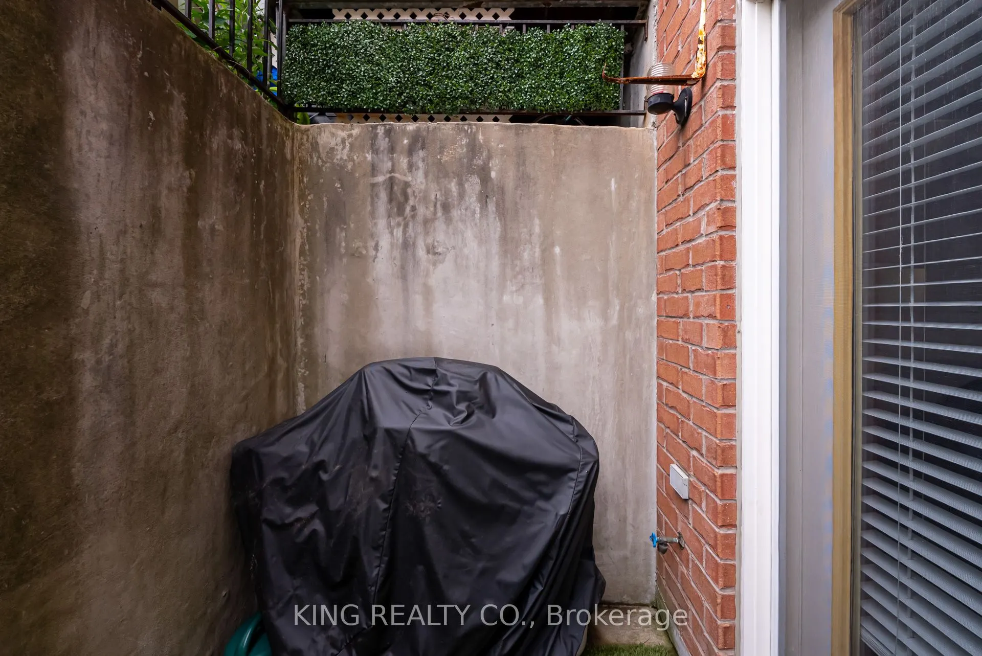 98 Connolly Street, #47