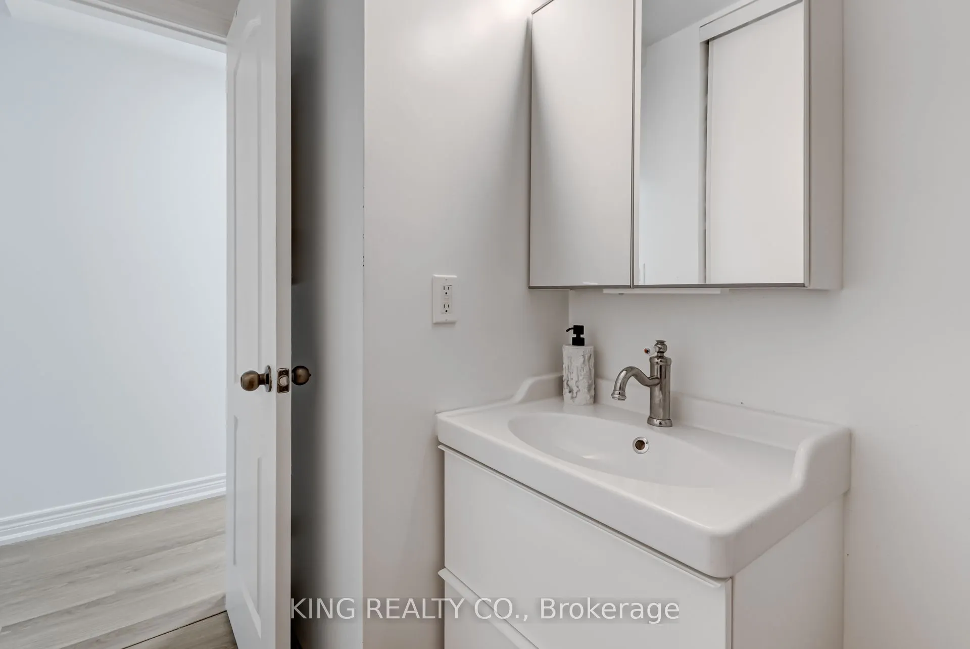 98 Connolly Street, #47
