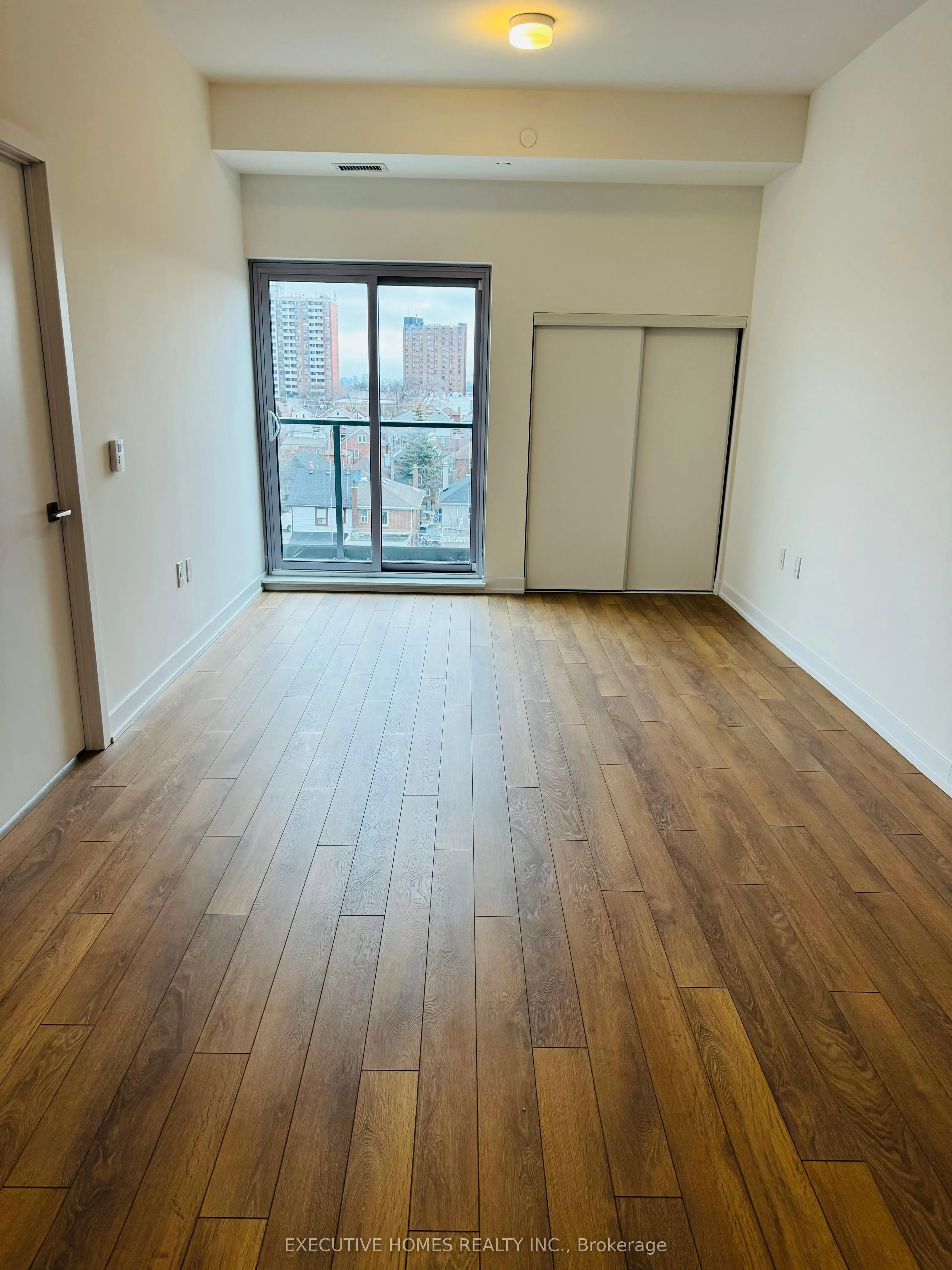 2433 Dufferin Street, #702