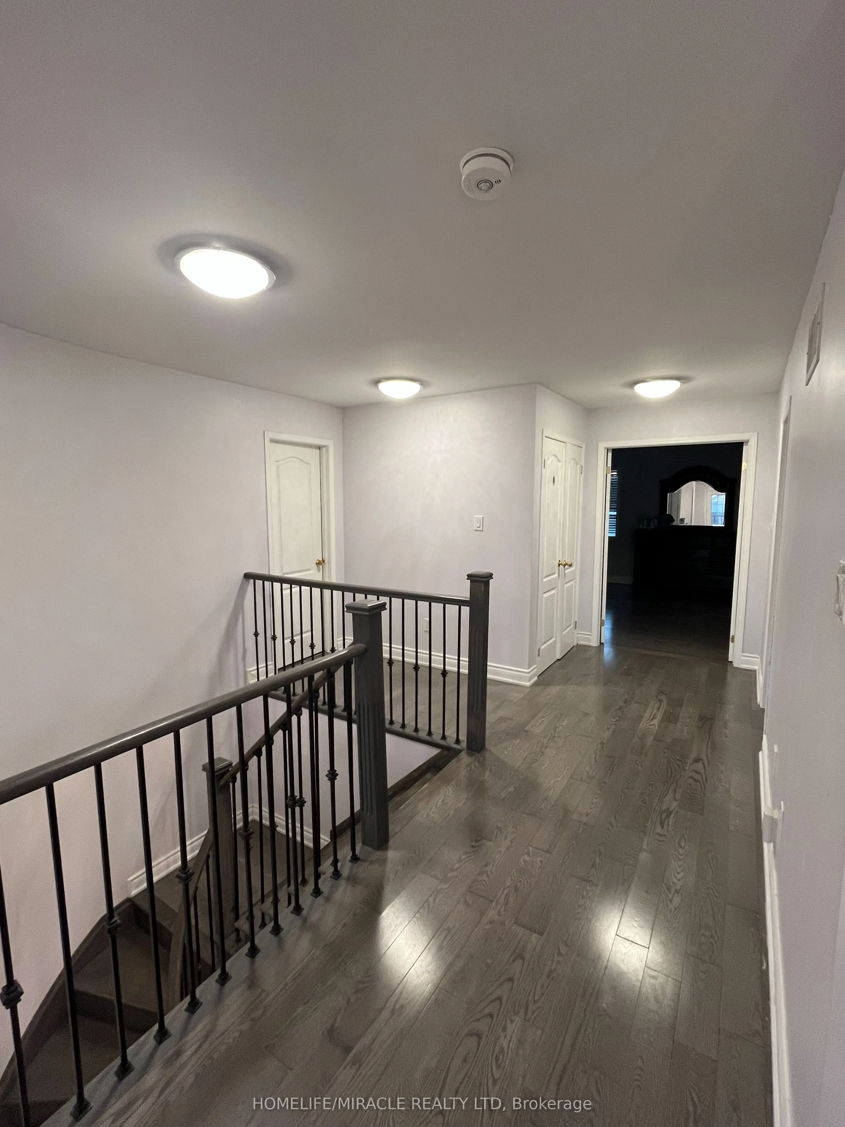 24 Roundstone Drive