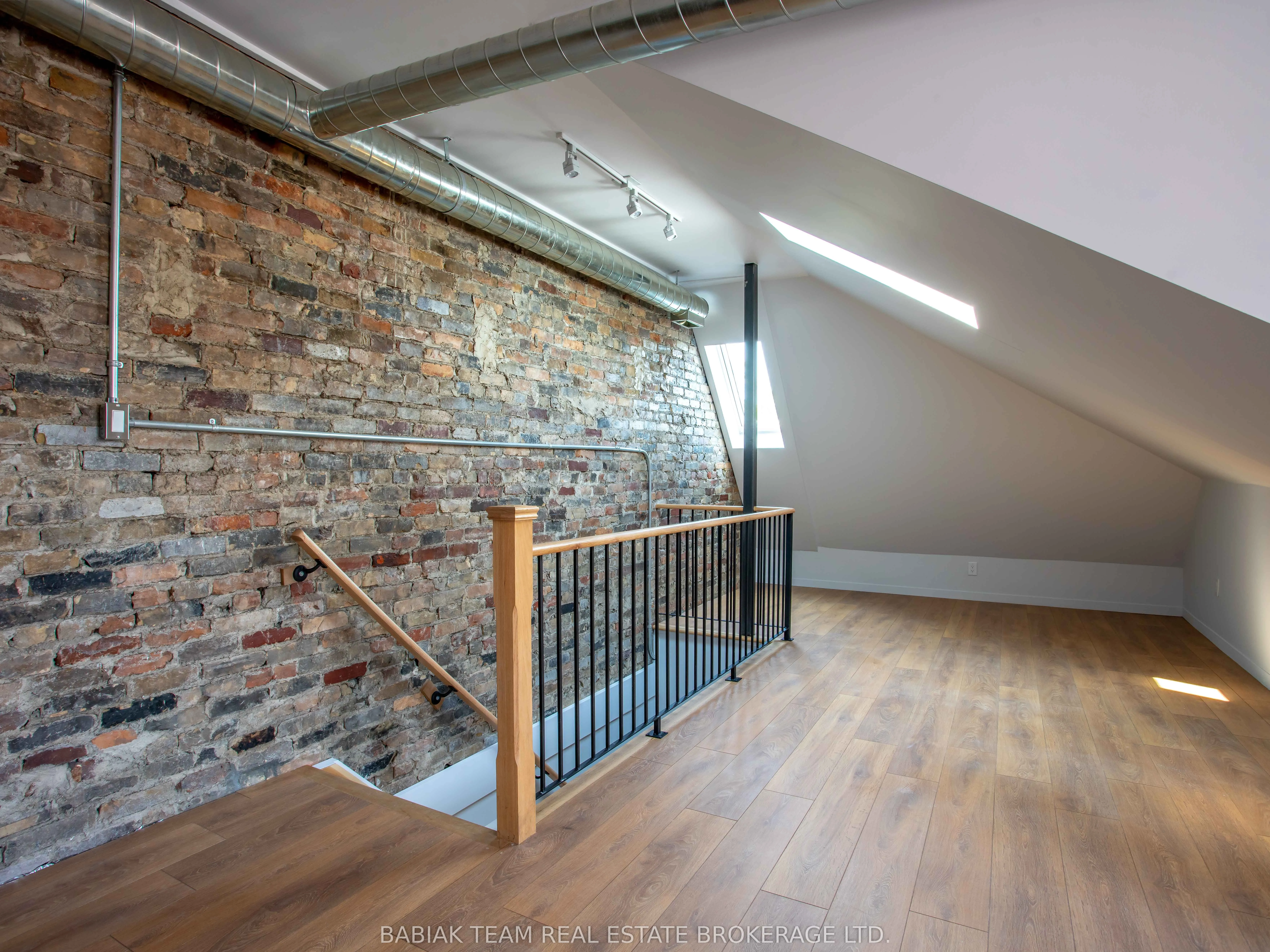 187 Jane Street, #3