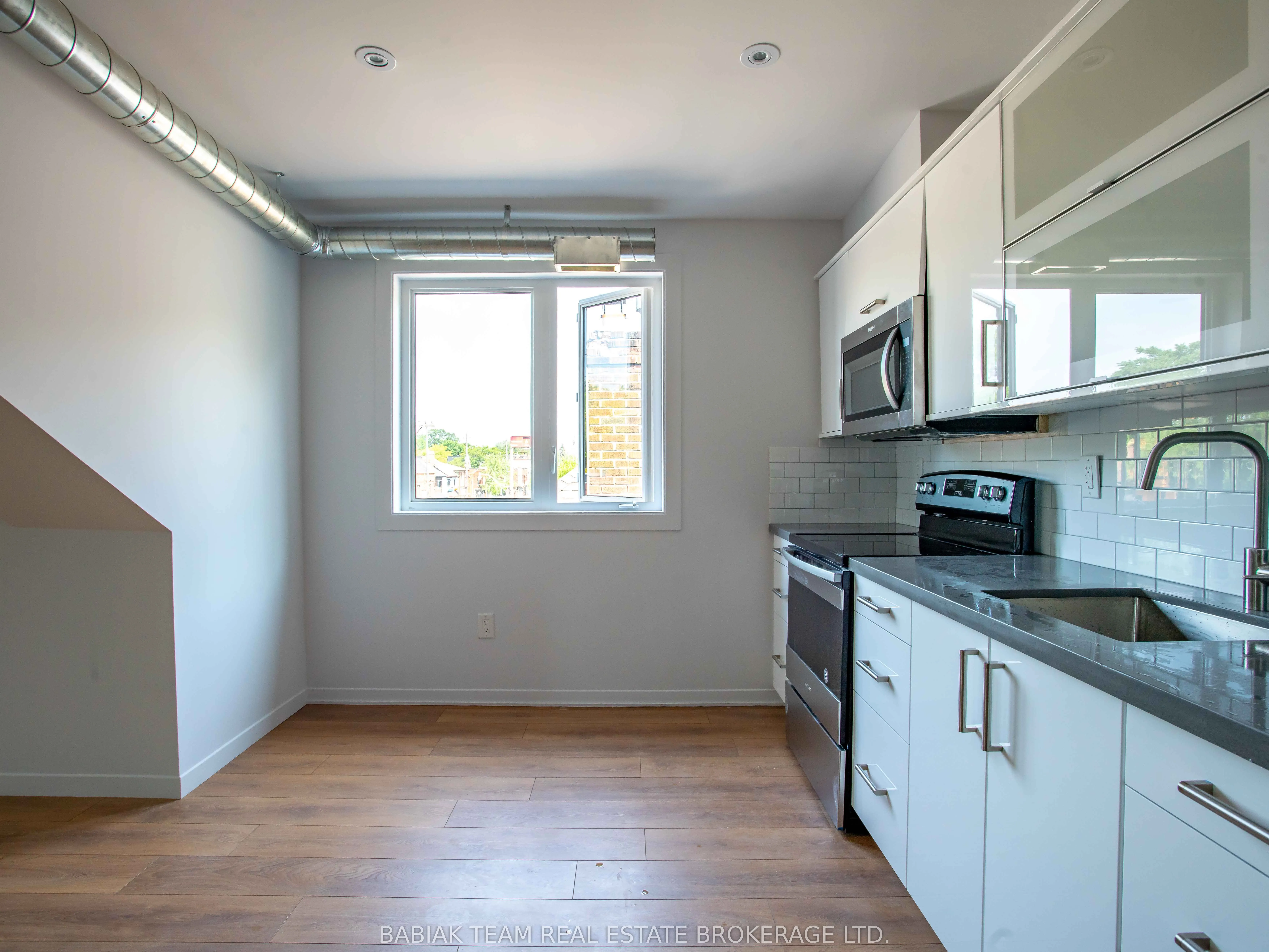 187 Jane Street, #3