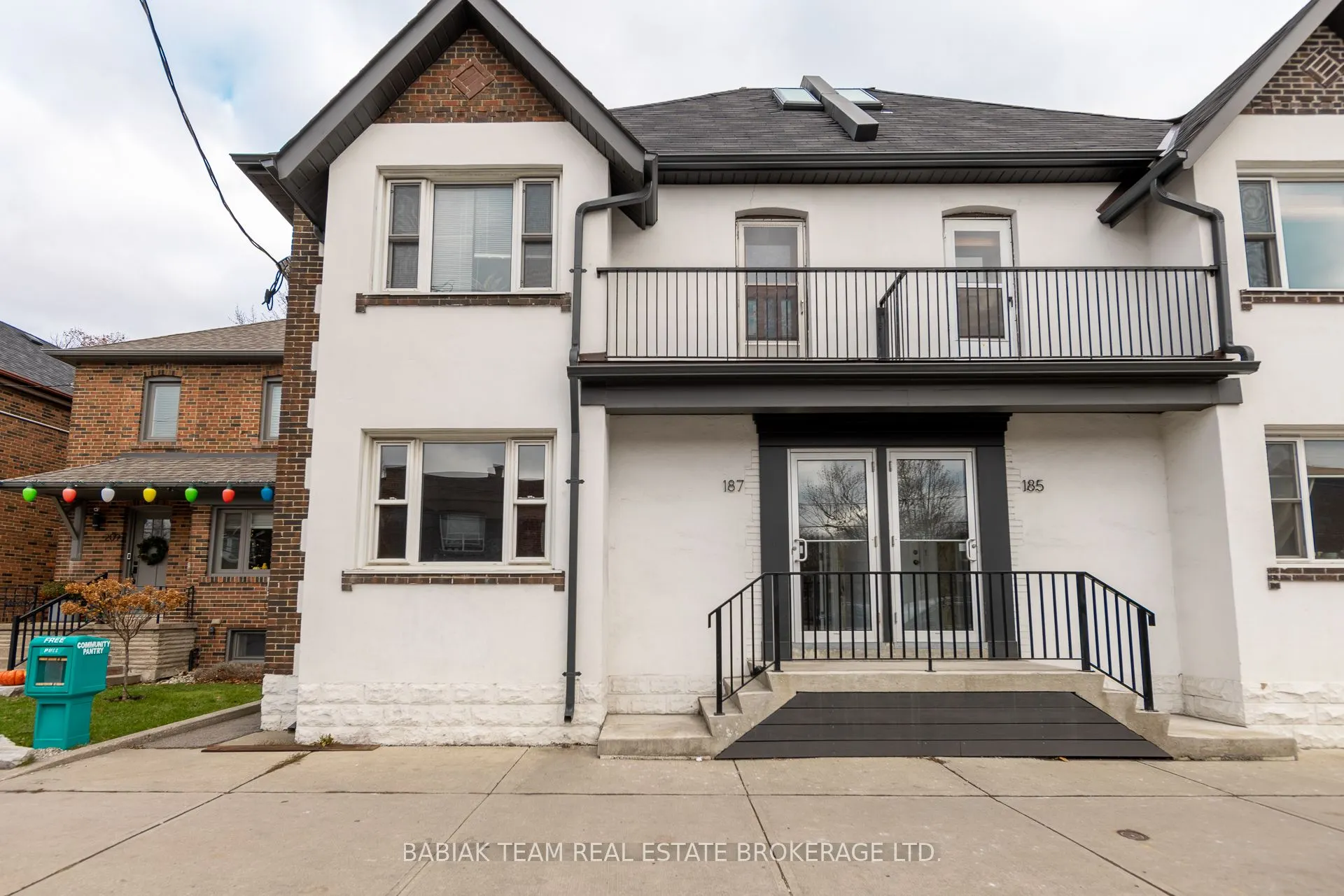 187 Jane Street, #3