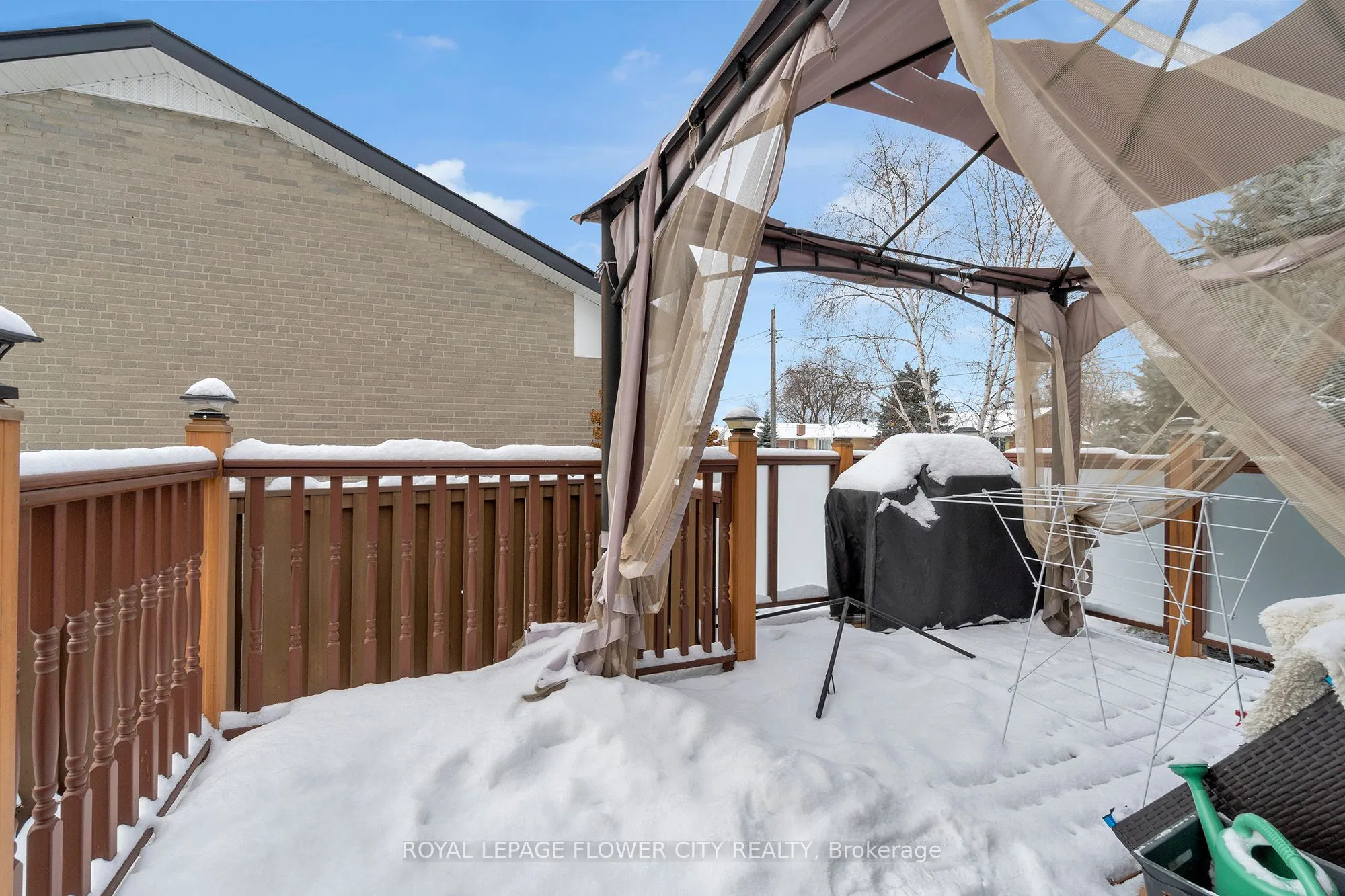 13 Bairstow Crescent