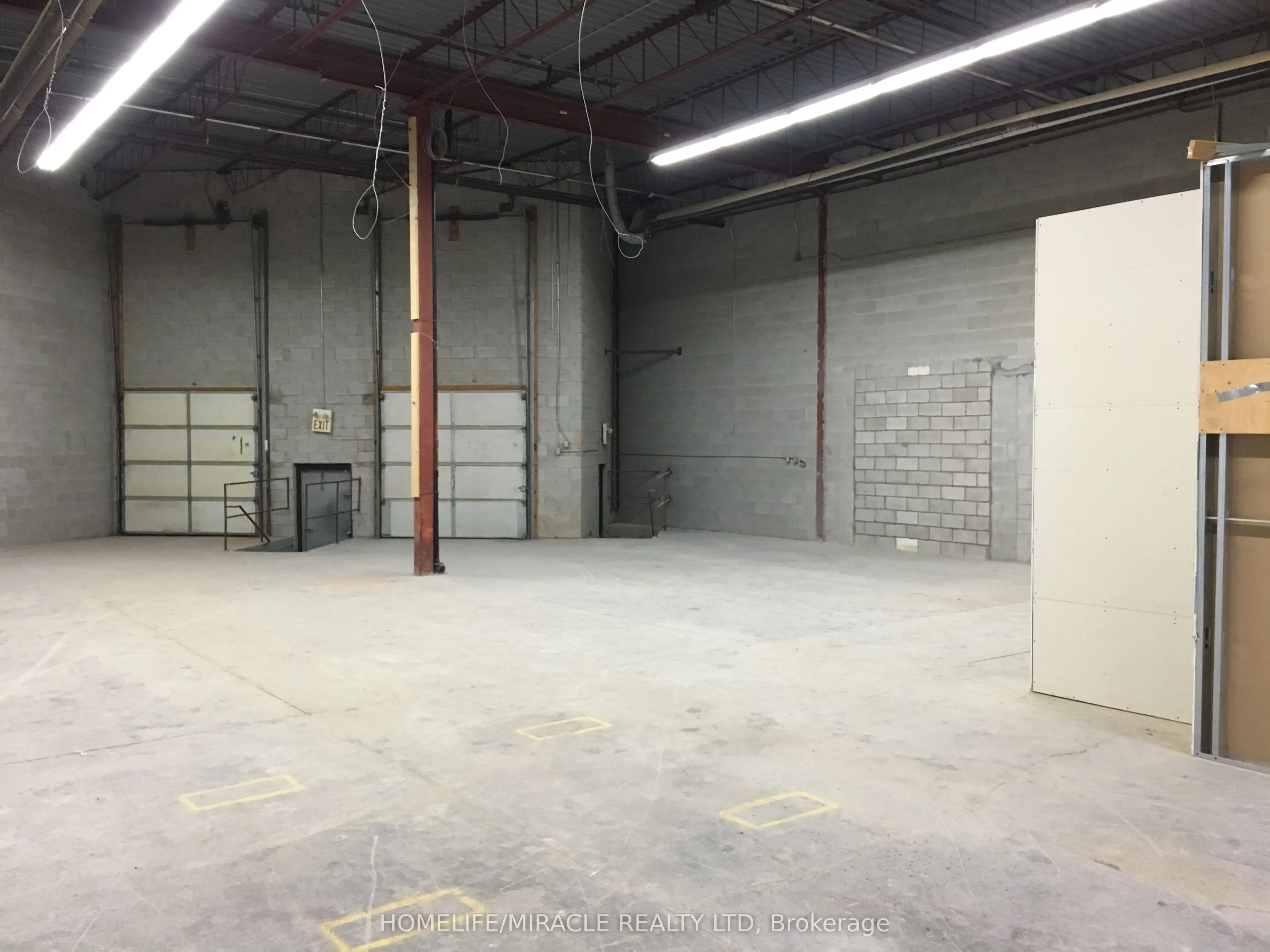 11 Edvac Drive E, #8 & 9