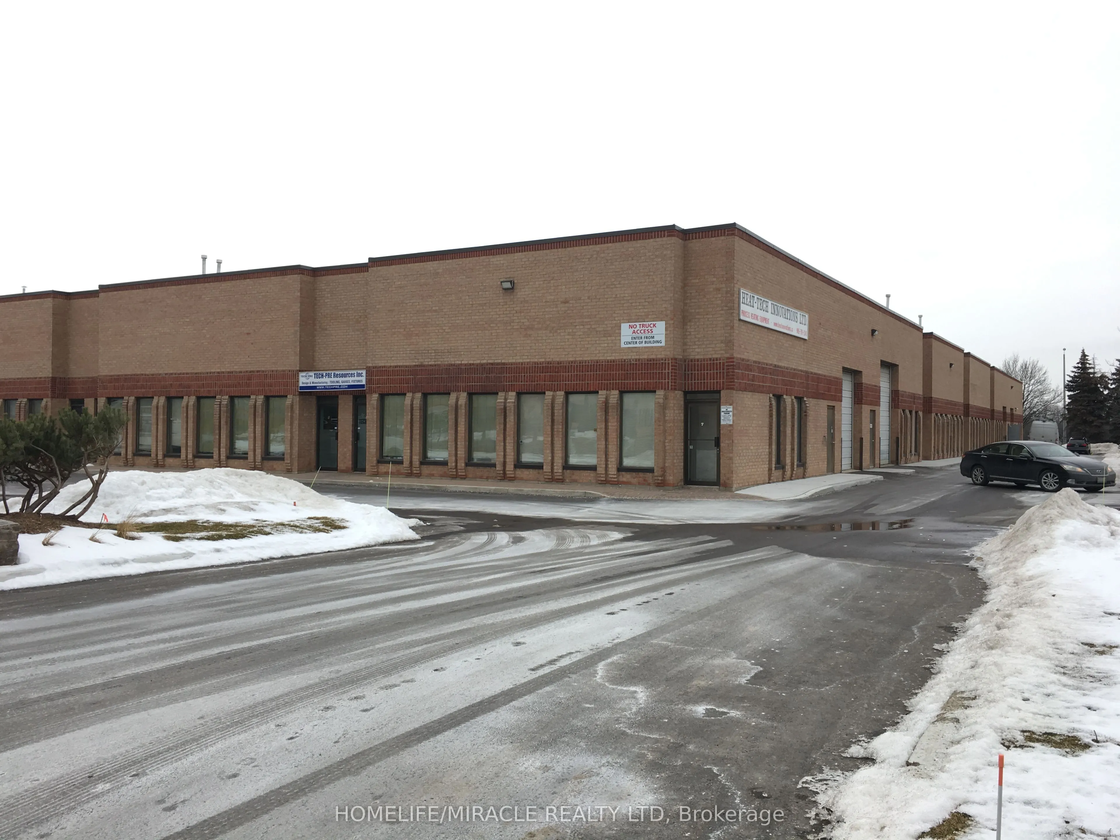 11 Edvac Drive E, #8 & 9