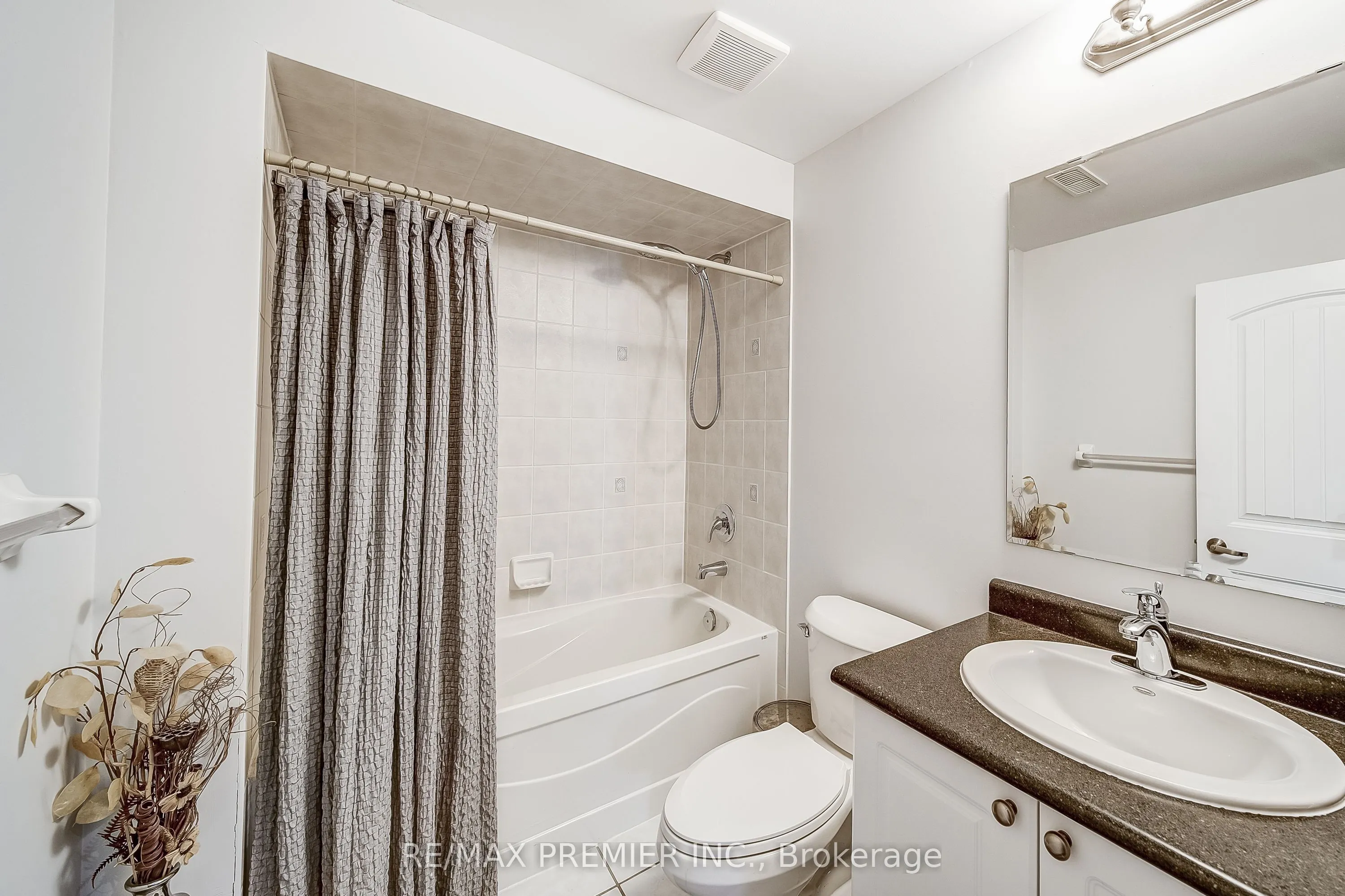 2195 Kwinter Road