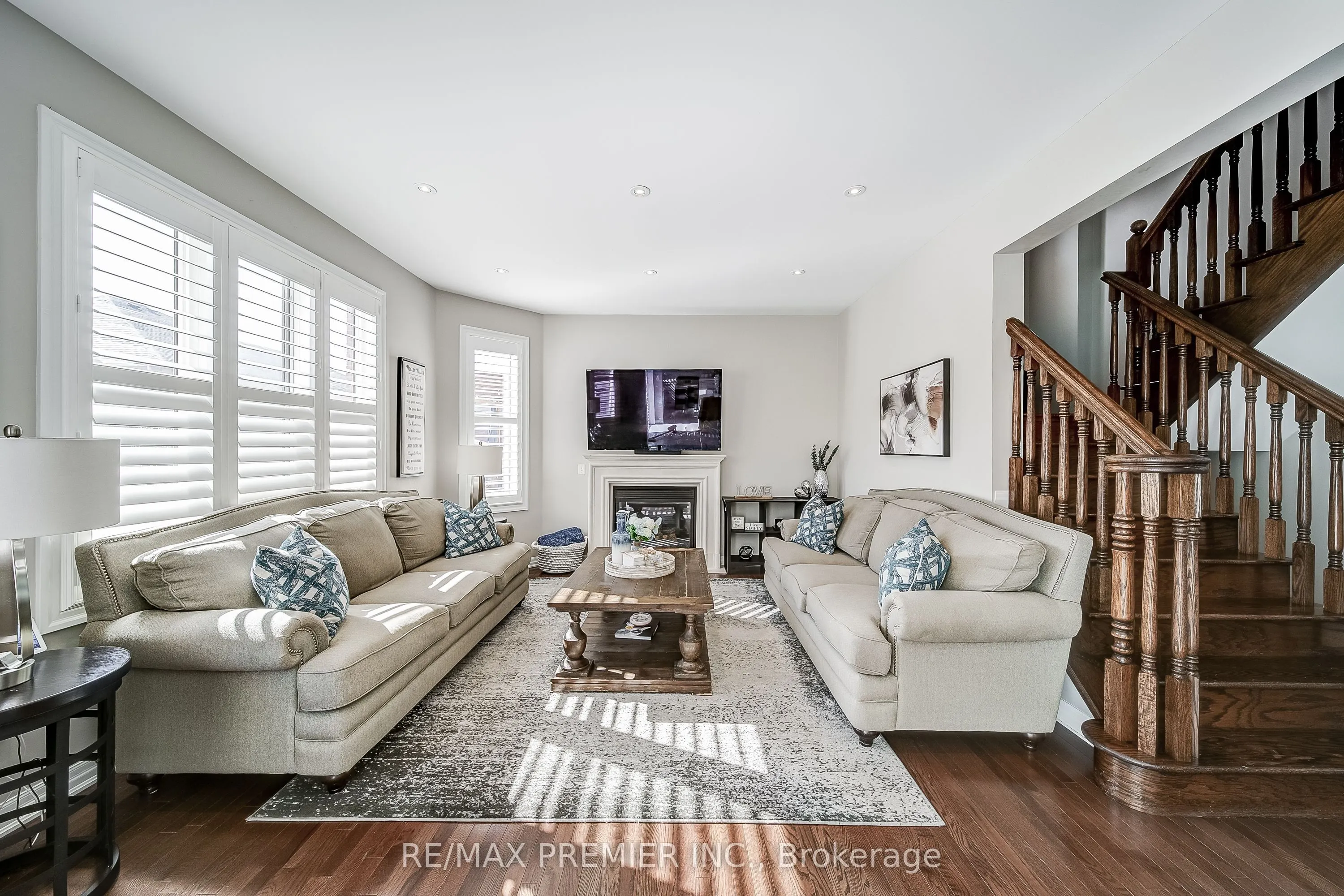 2195 Kwinter Road