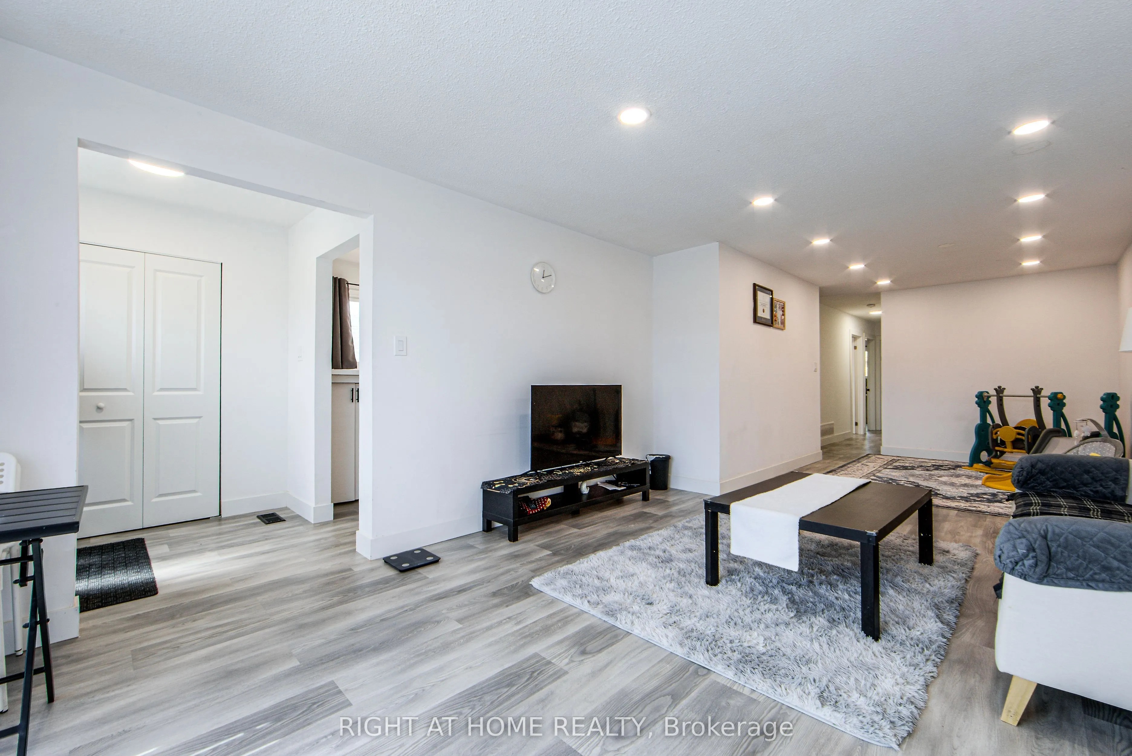 303 Thrace Avenue