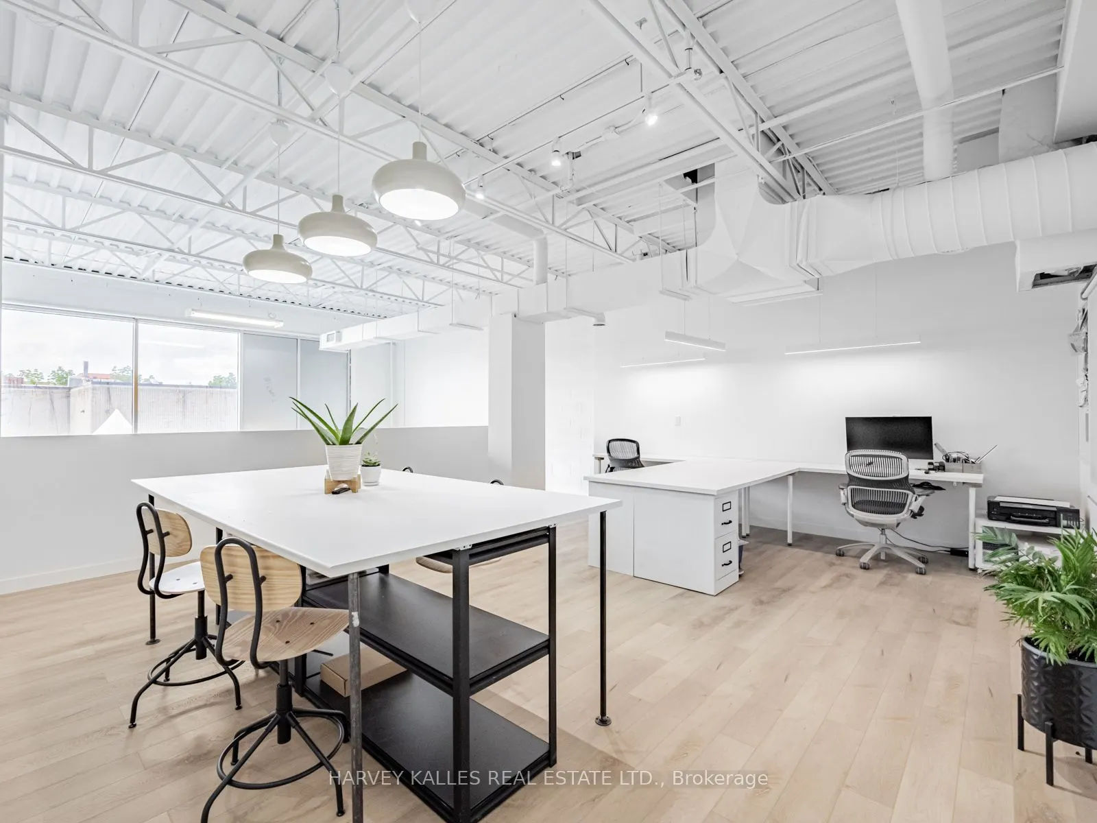 1215 Queensway E, #57