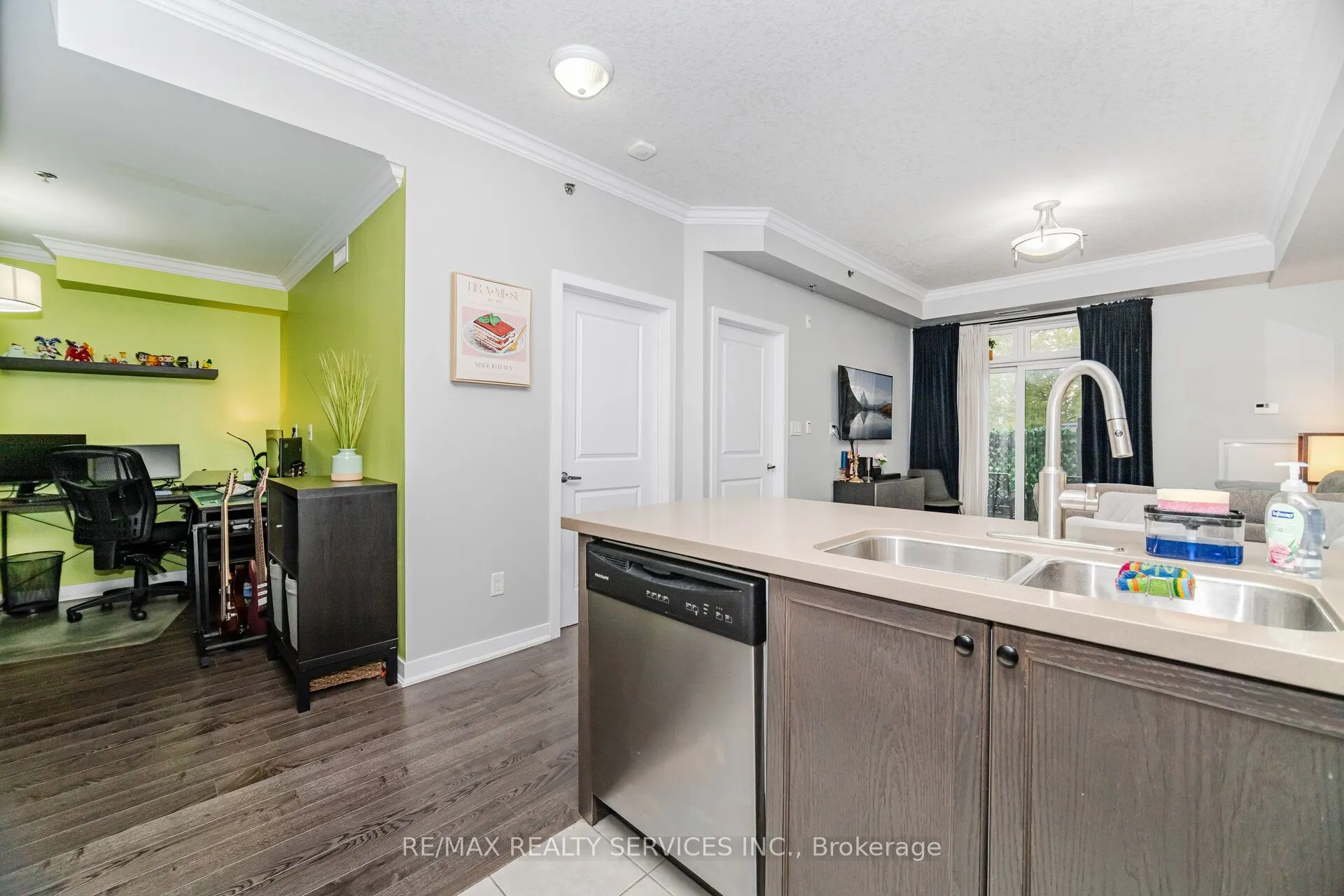 5317 Upper Middle Road, #112