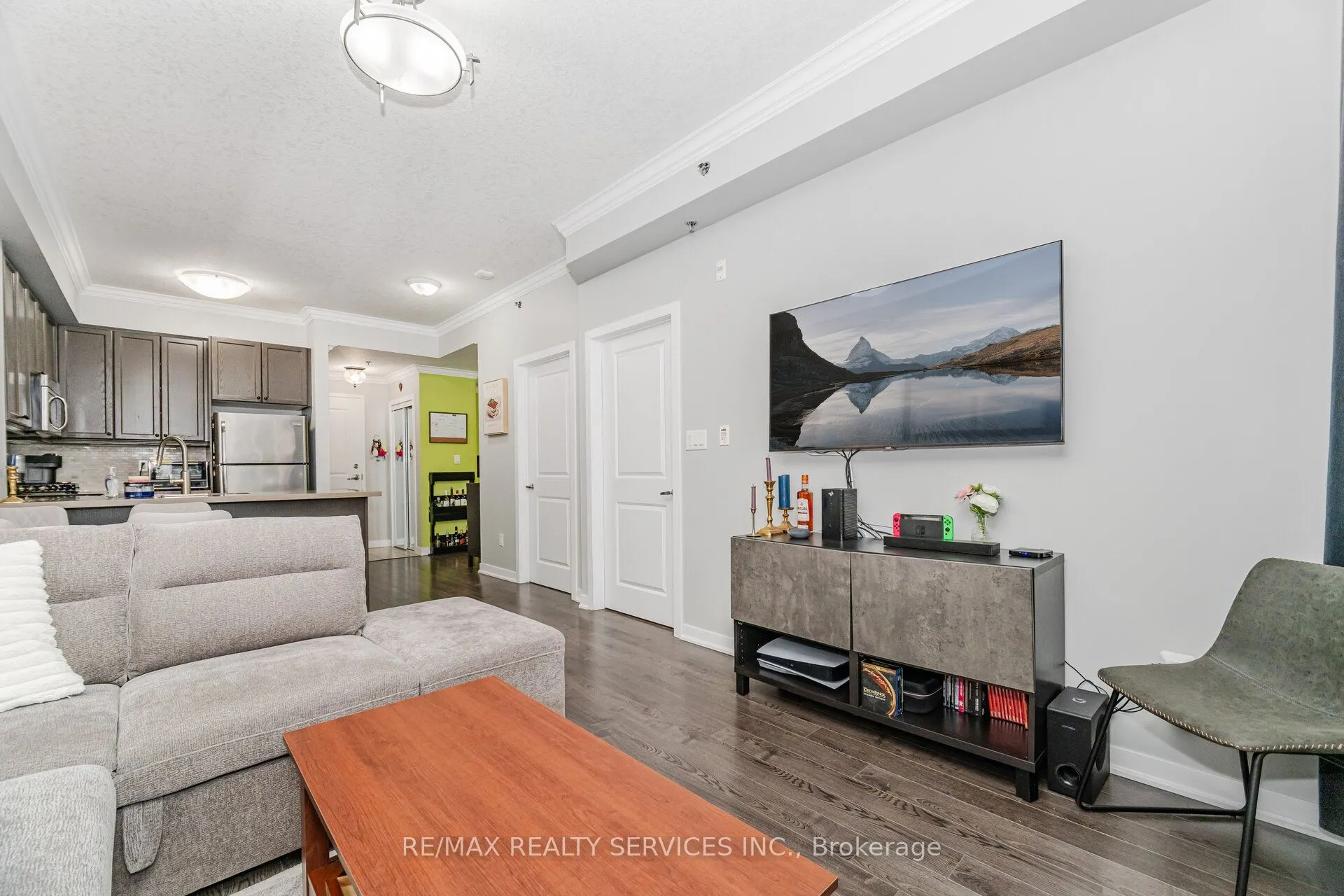 5317 Upper Middle Road, #112
