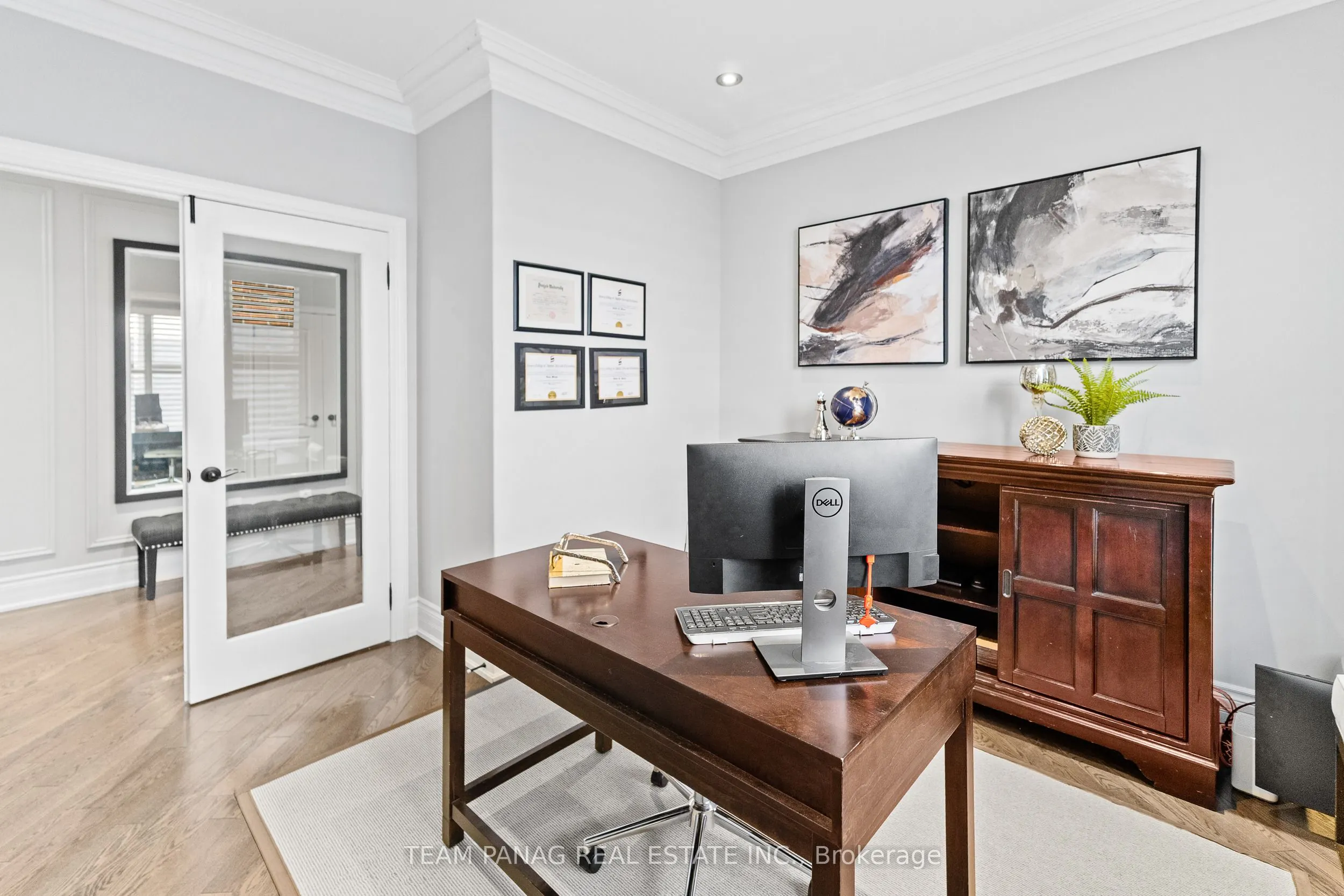 21 Lauderhill Road