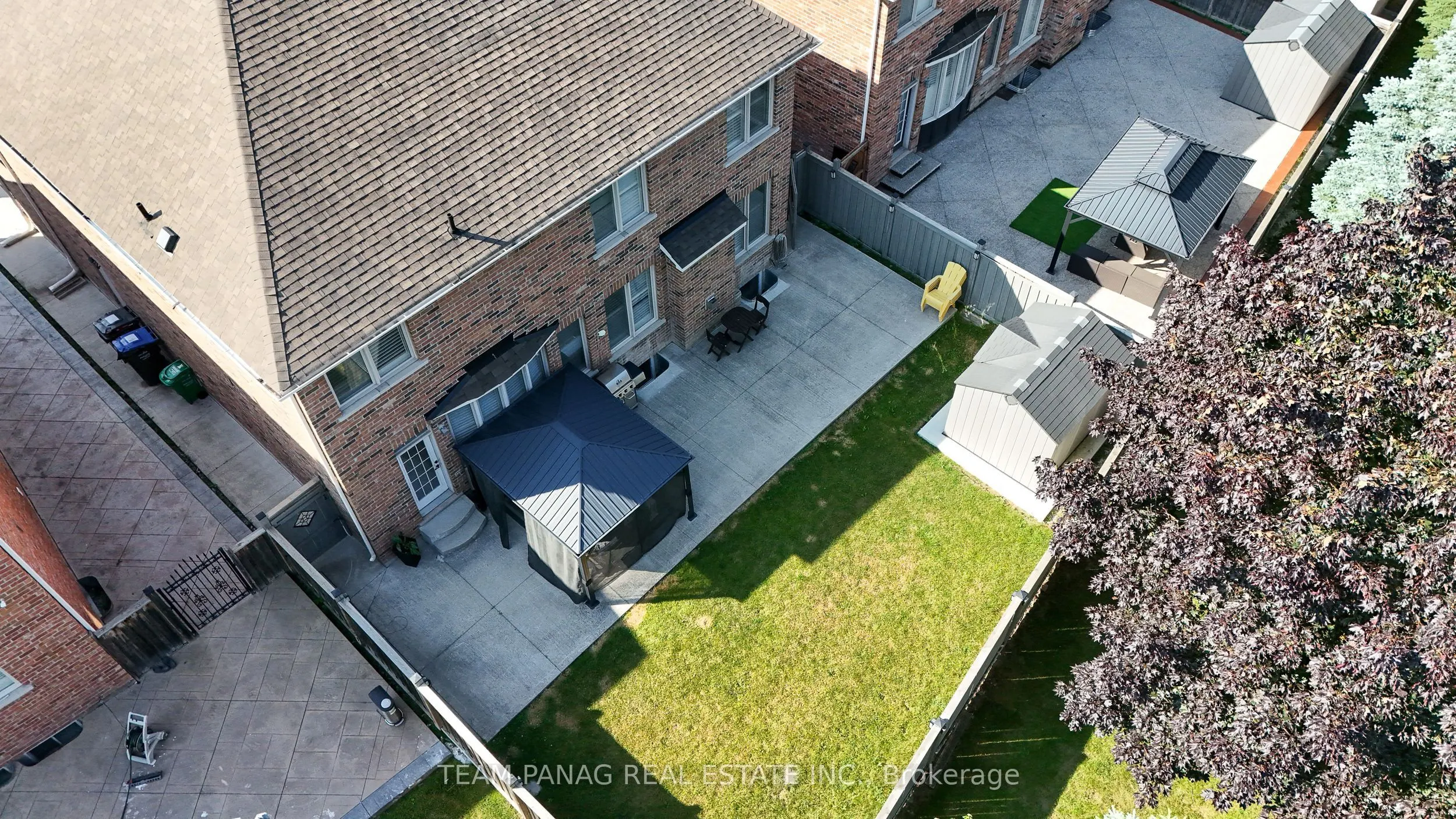 21 Lauderhill Road