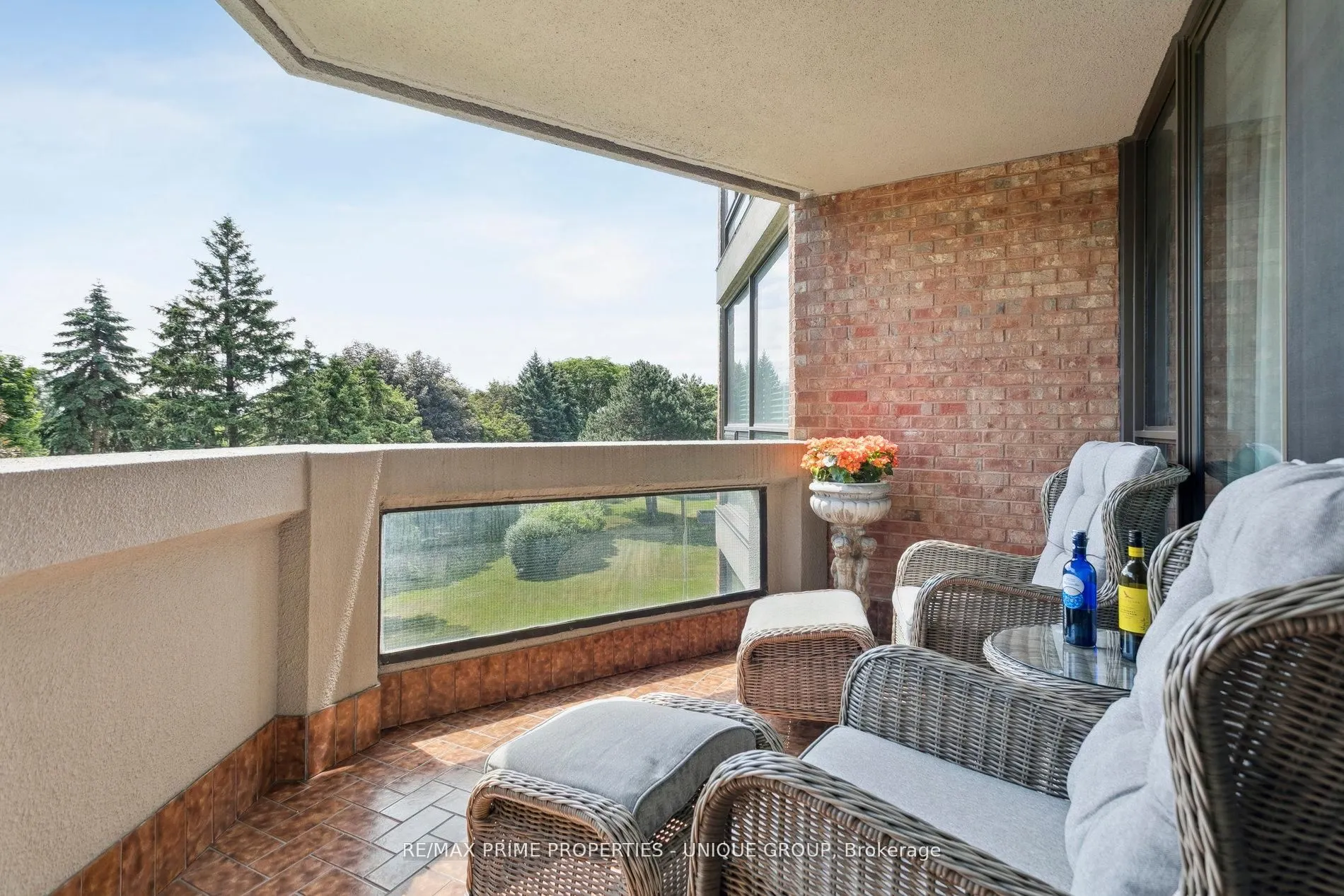 2010 Islington Avenue, #405