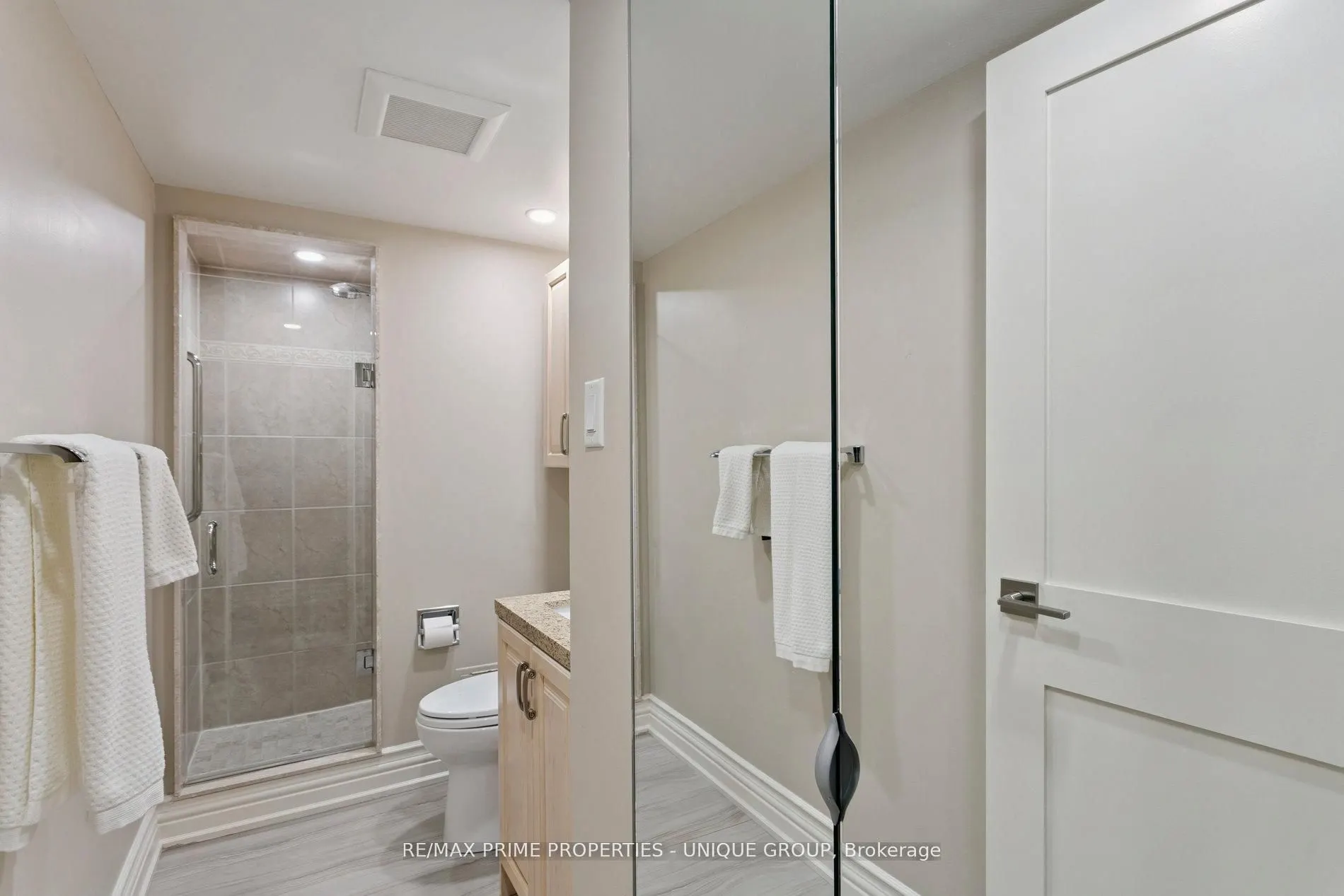 2010 Islington Avenue, #405