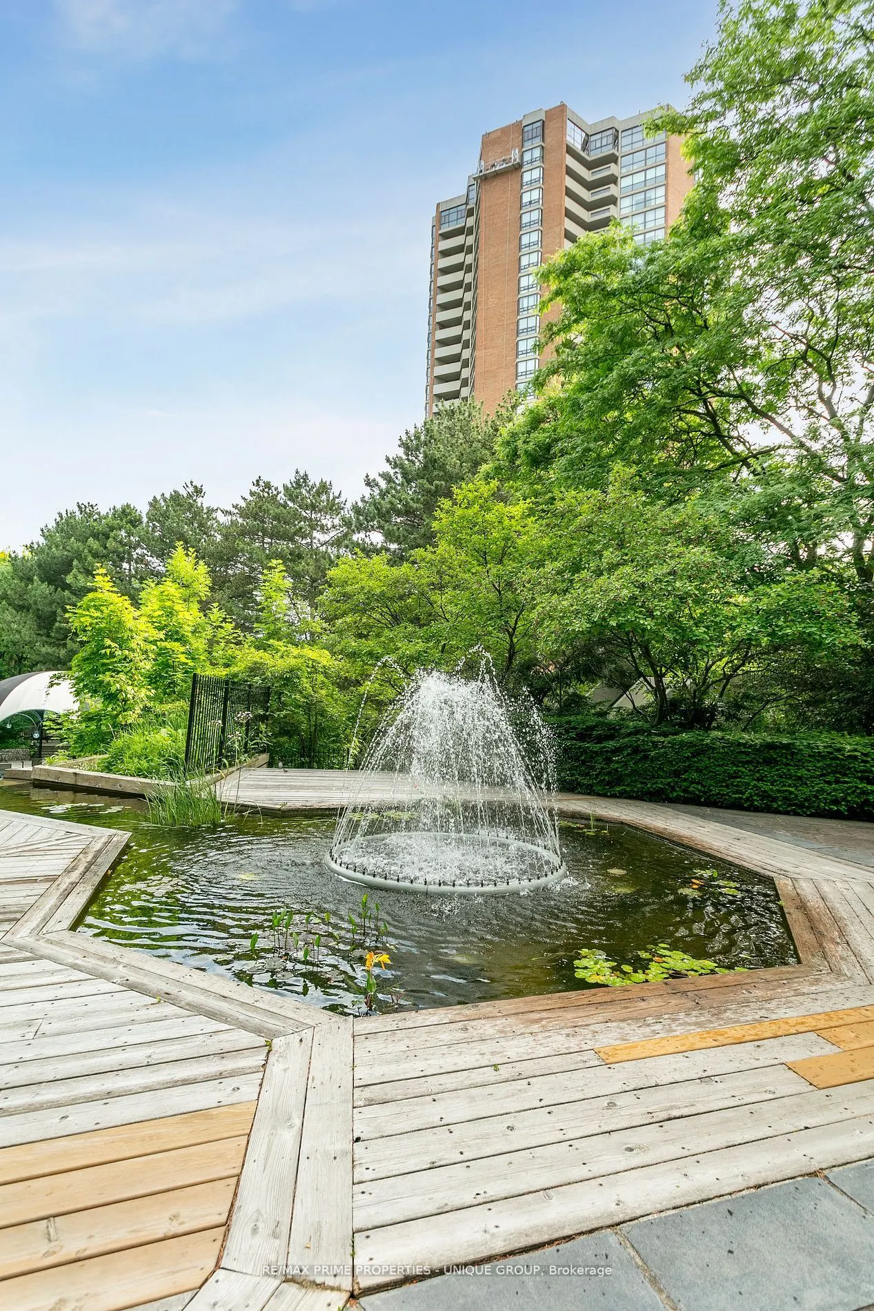 2010 Islington Avenue, #405