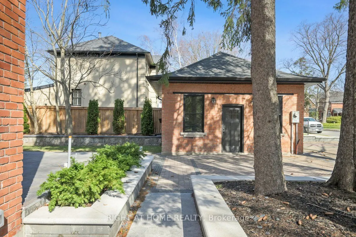 2187 Lakeshore Road