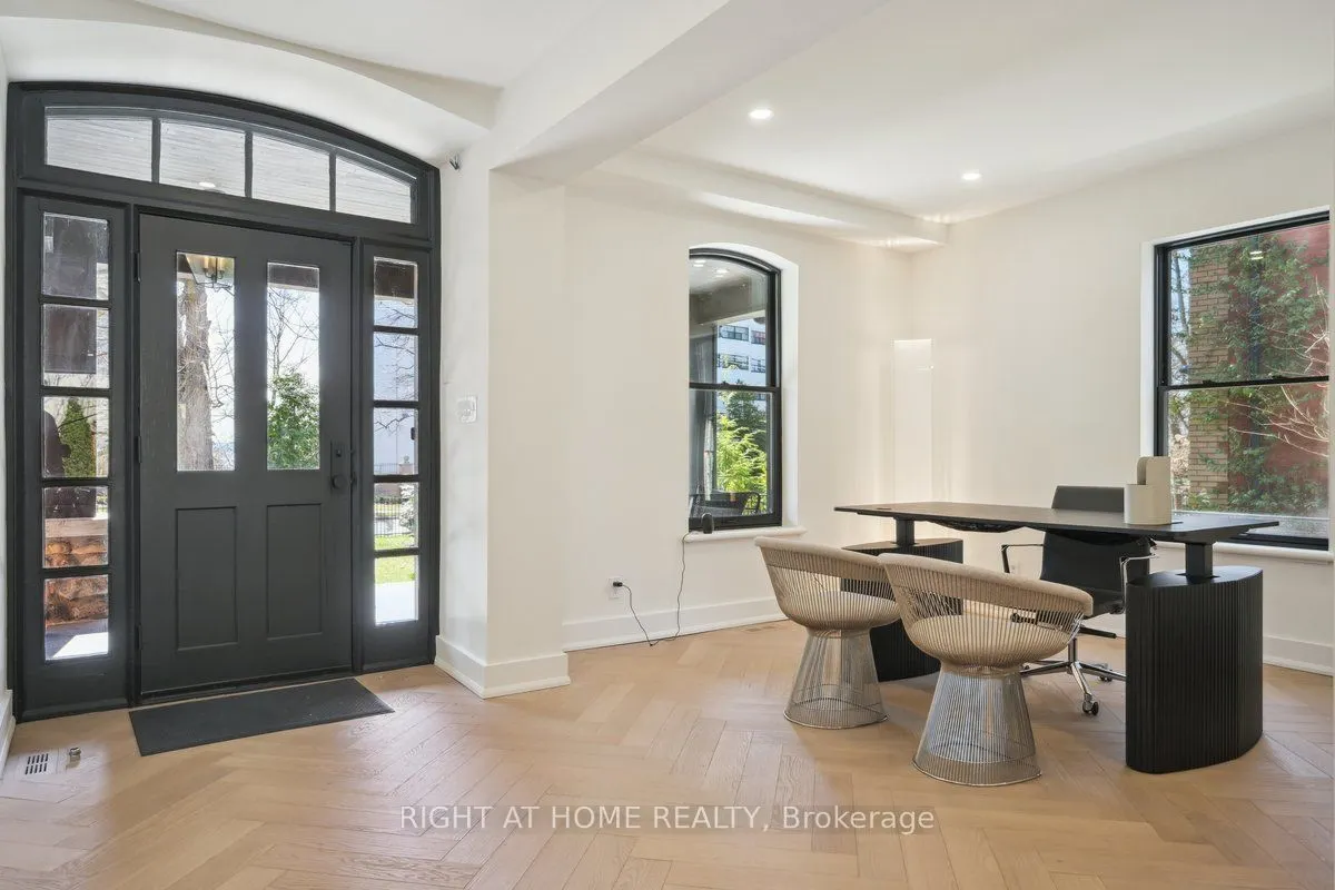 2187 Lakeshore Road