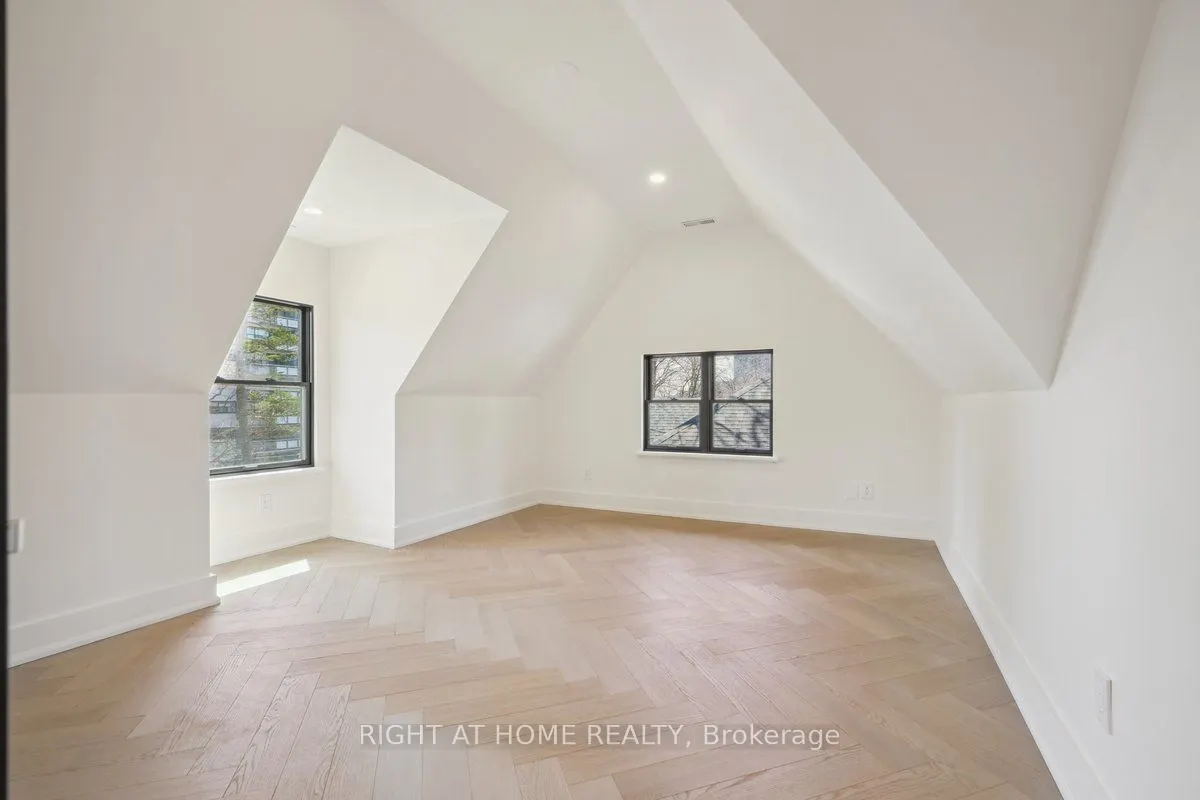 2187 Lakeshore Road