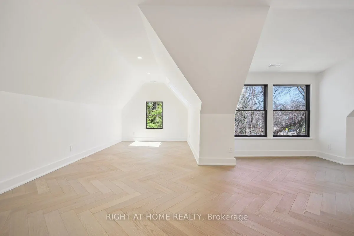 2187 Lakeshore Road