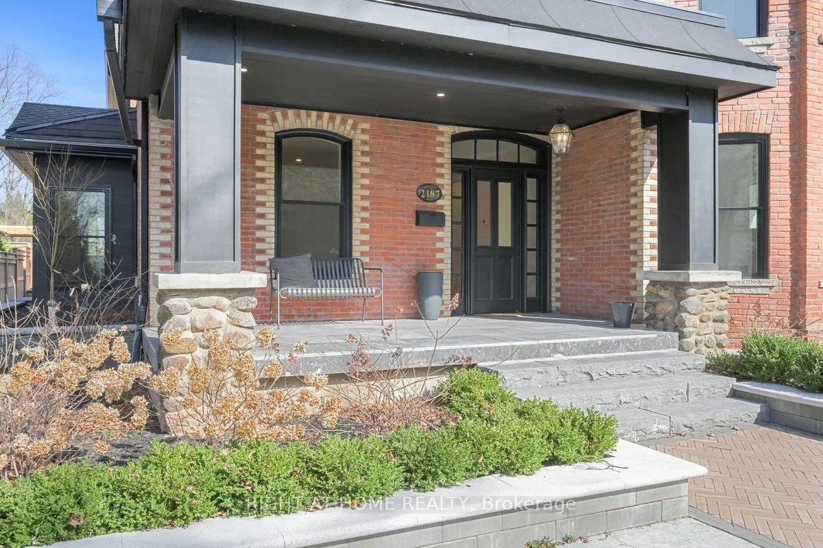 2187 Lakeshore Road