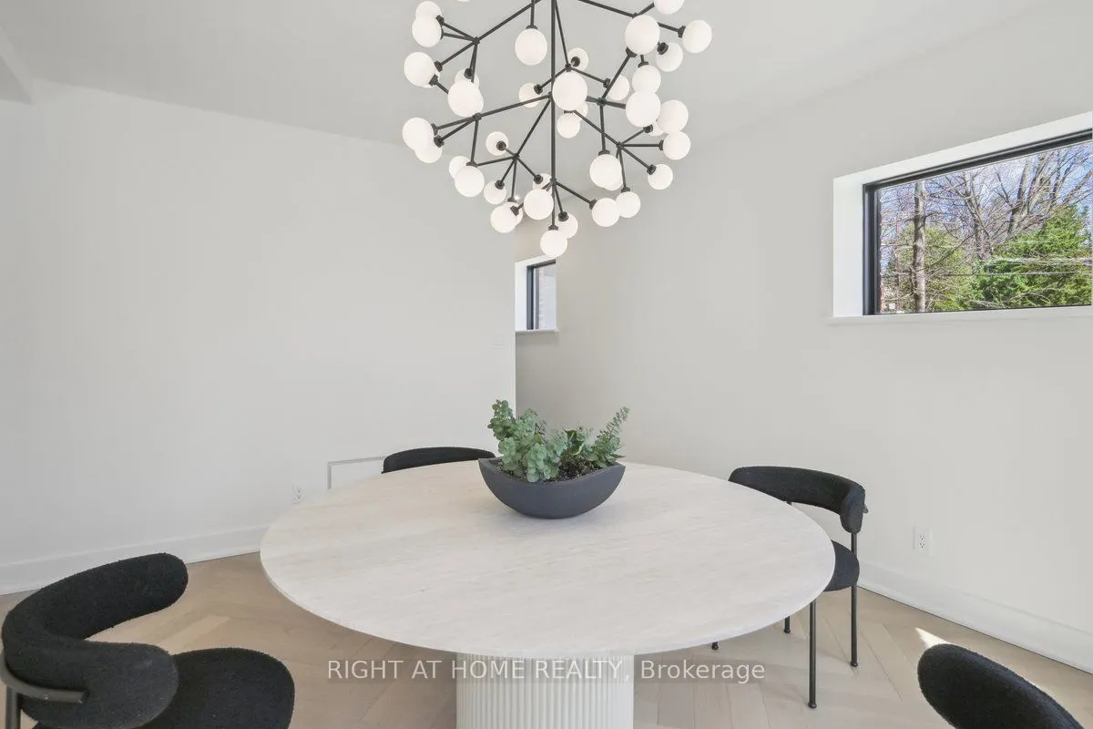 2187 Lakeshore Road