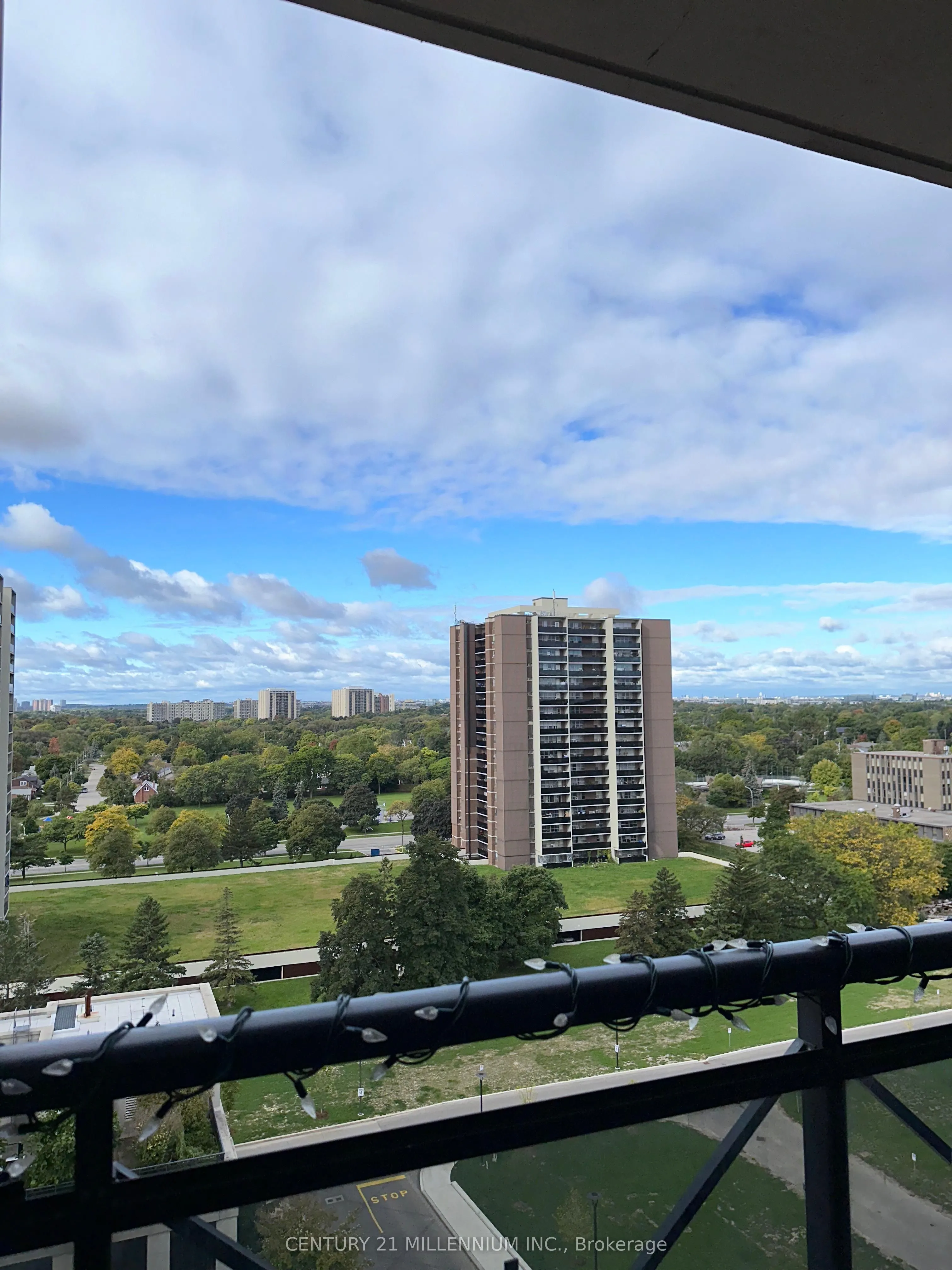 2 Eva Road, #1021