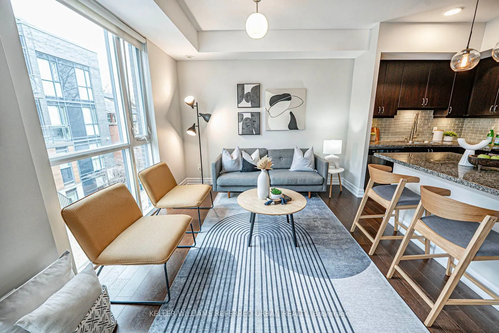 45 Sousa Mendes Street, #203