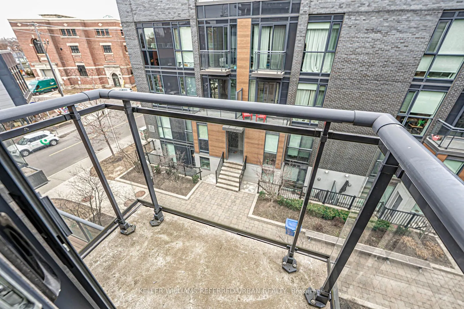 45 Sousa Mendes Street, #203