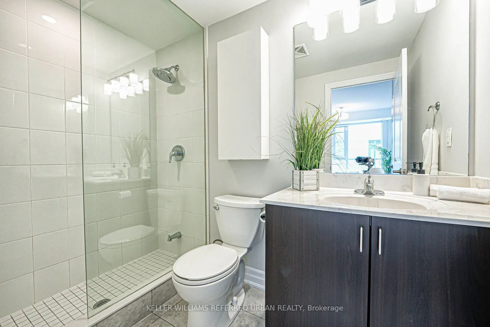 45 Sousa Mendes Street, #203