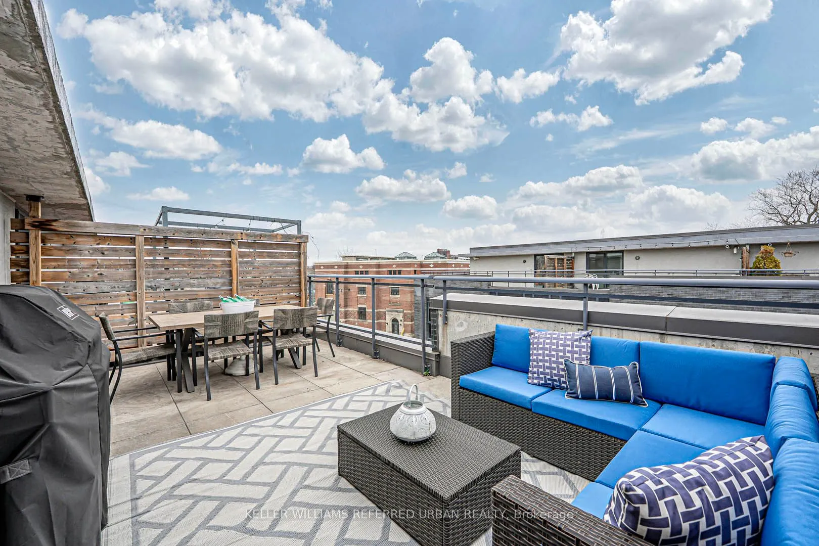 45 Sousa Mendes Street, #203