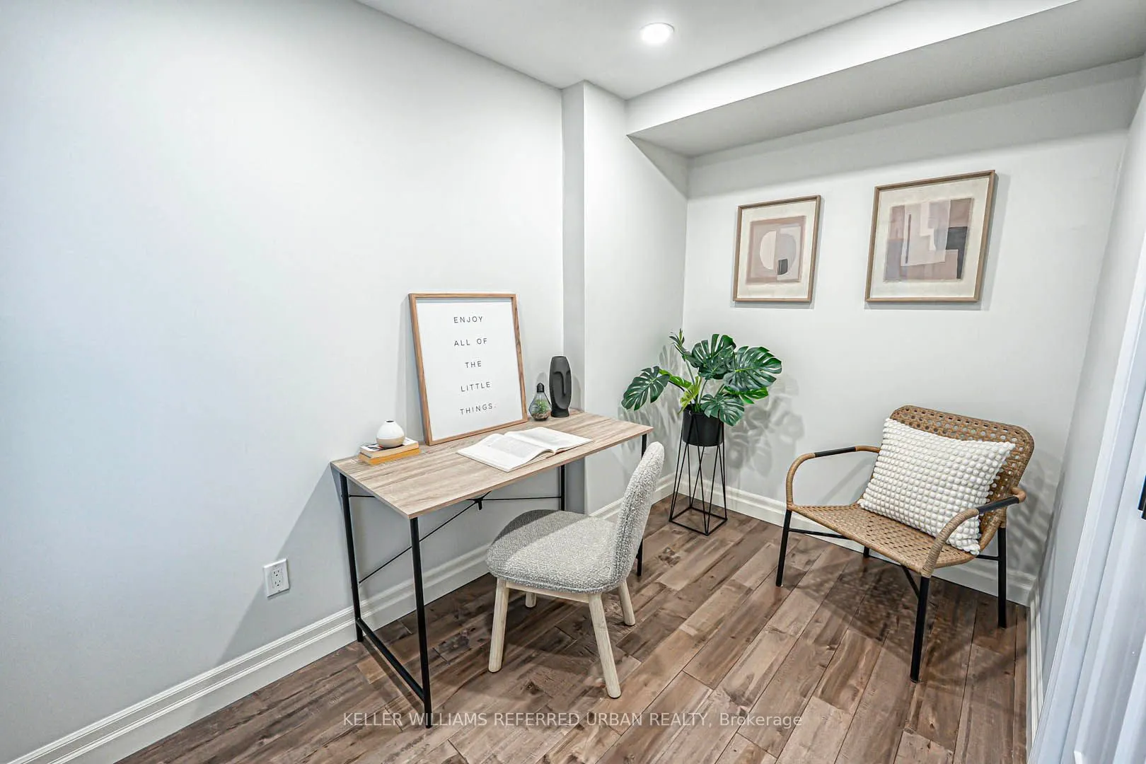 45 Sousa Mendes Street, #203