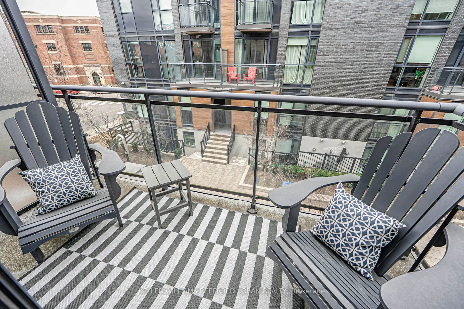 45 Sousa Mendes Street, #203