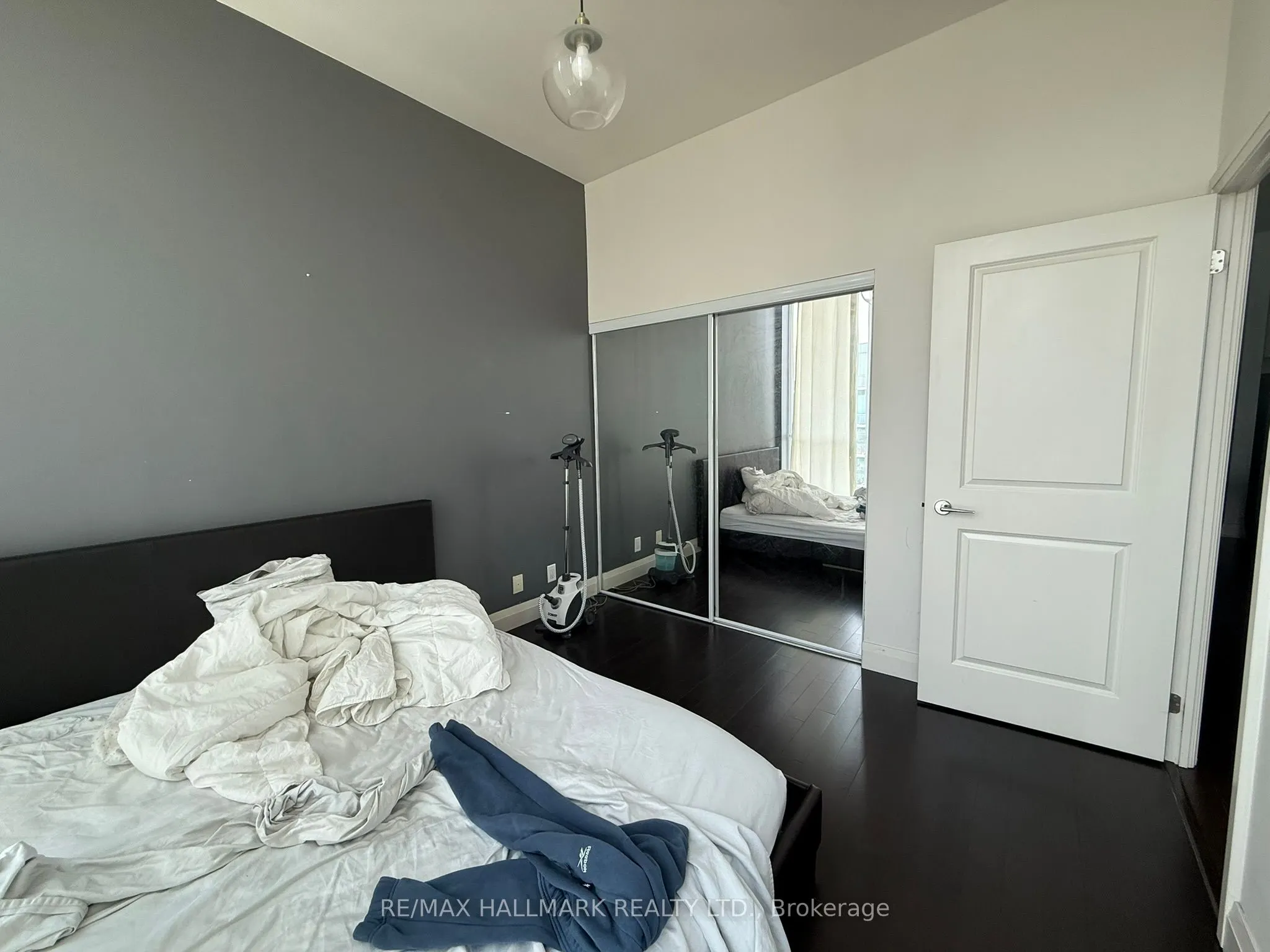 1185 The Queensway Street, #1211