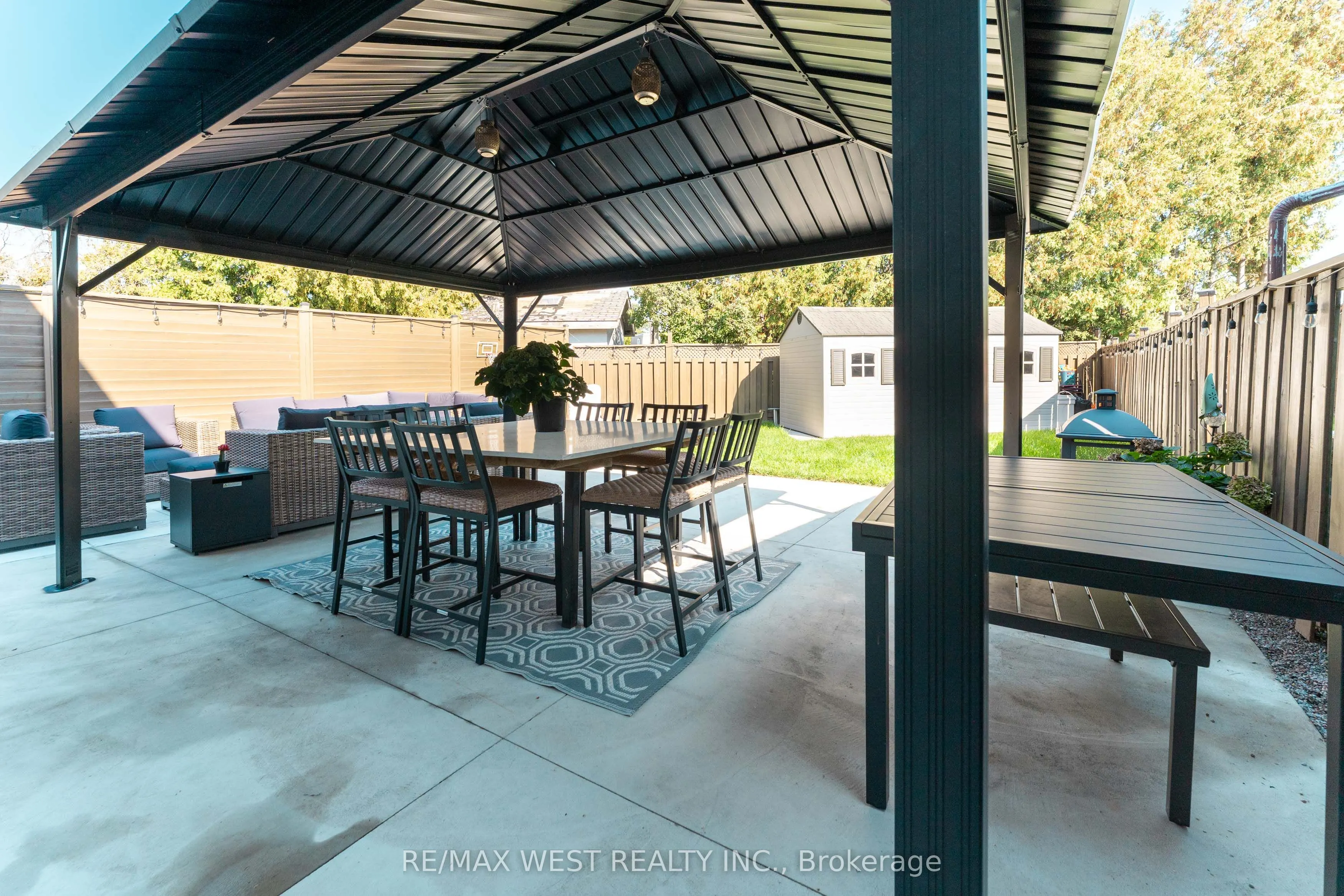 70 Wheatsheaf Crescent