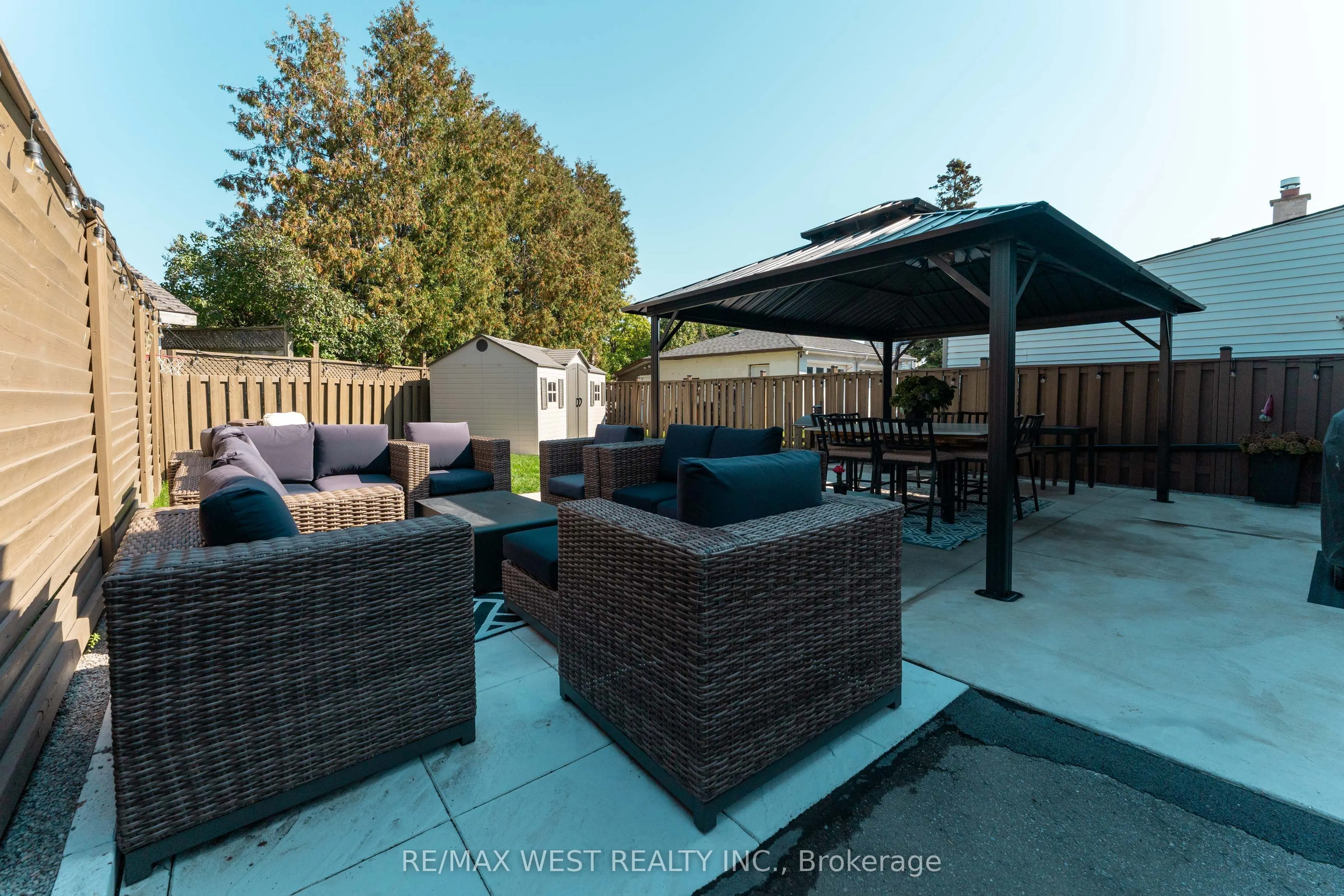 70 Wheatsheaf Crescent