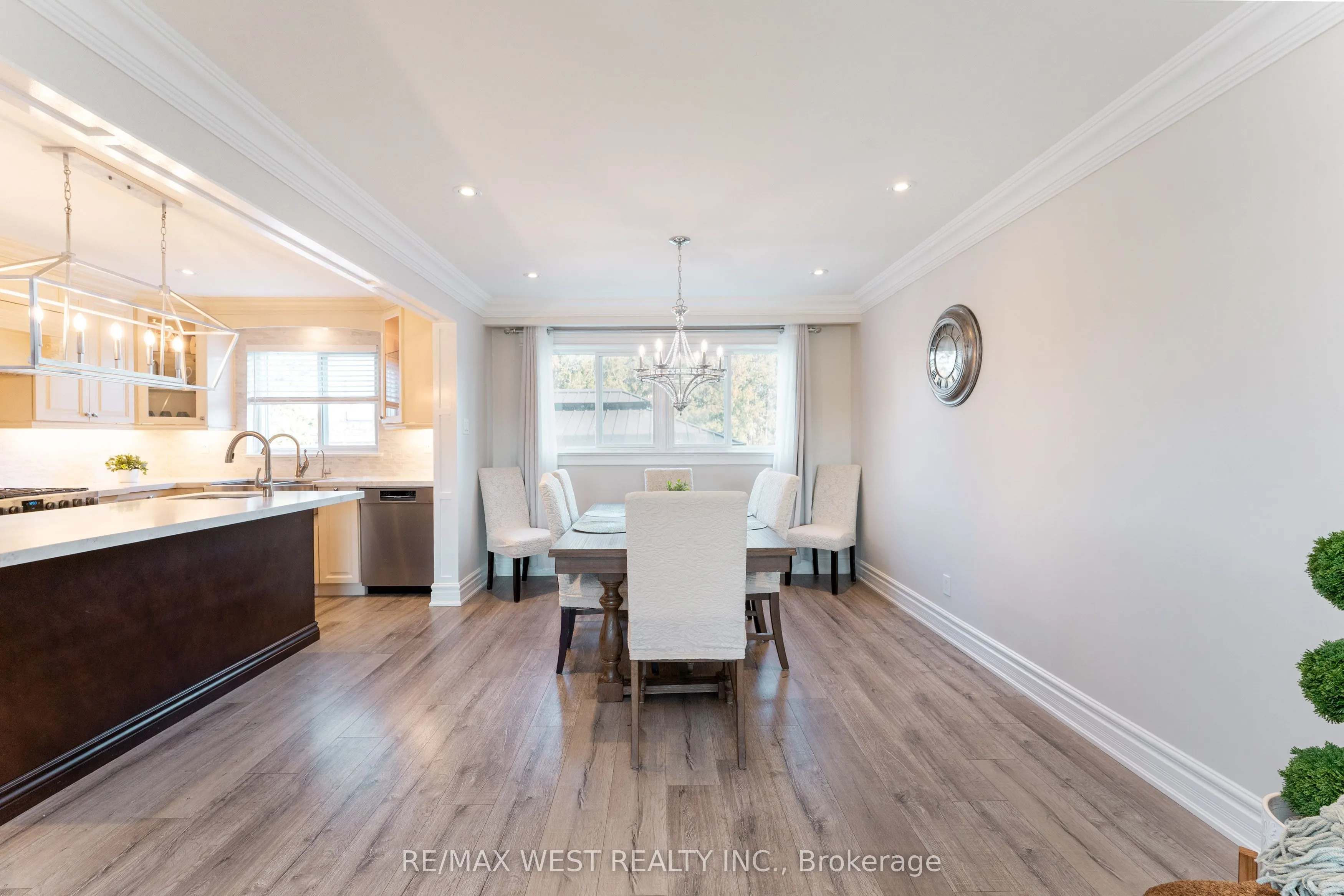 70 Wheatsheaf Crescent