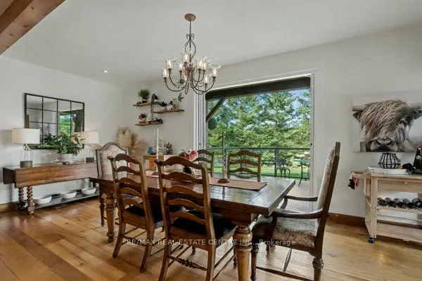 16 Deer Run Crescent