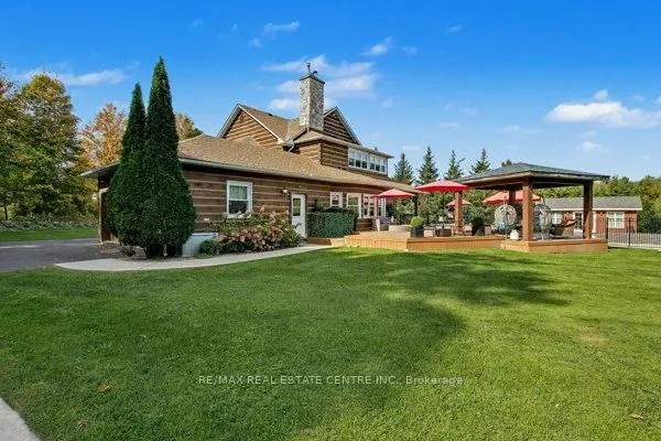 16 Deer Run Crescent