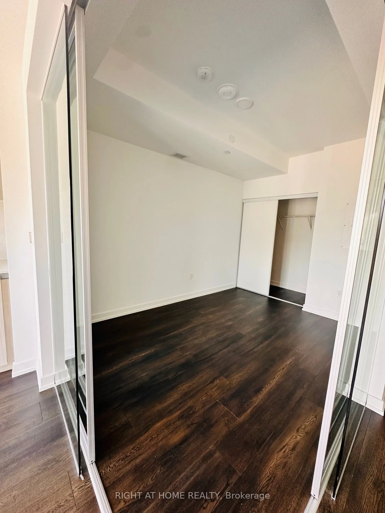 801 The Queensway, #327